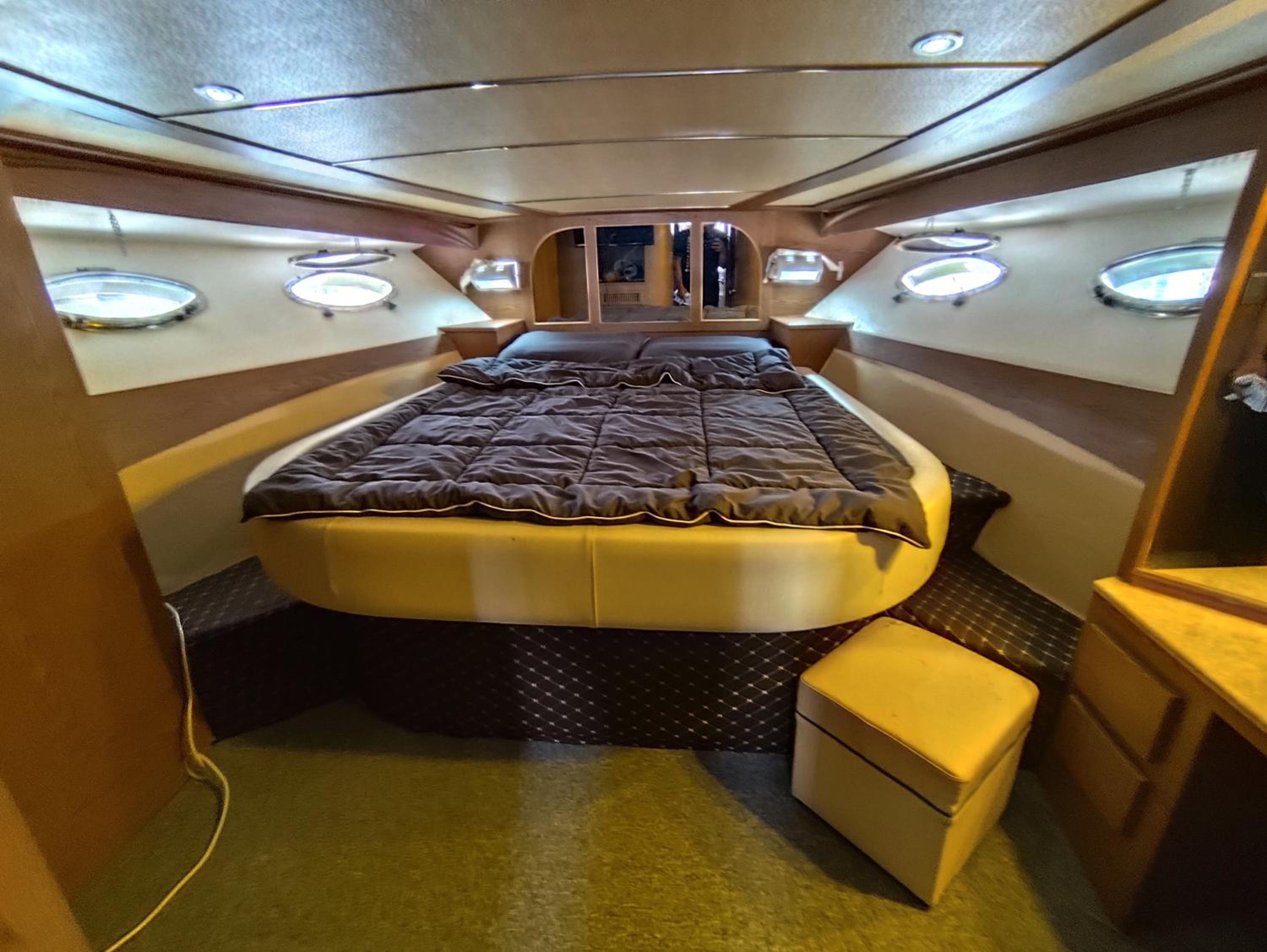 Boat photo 1