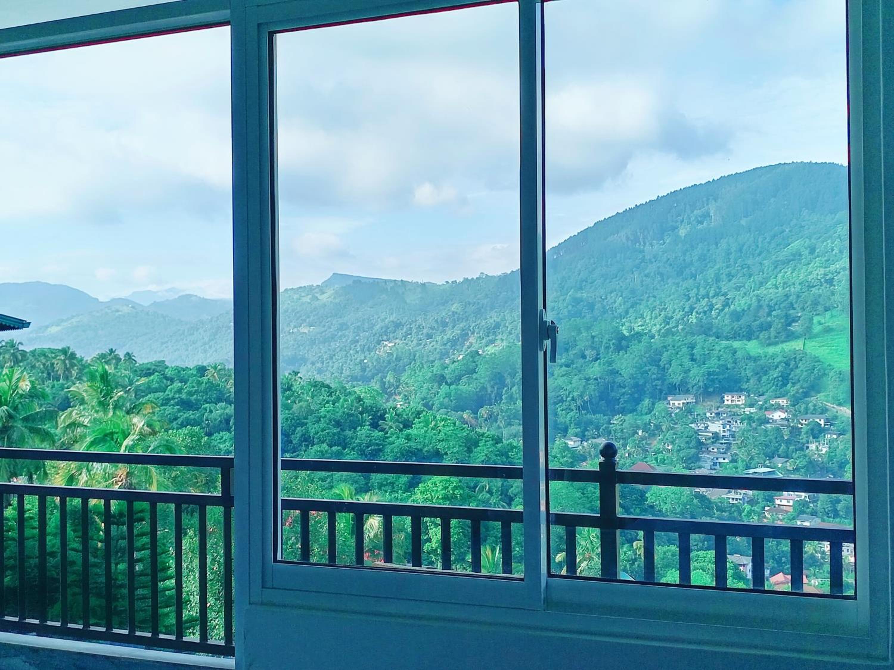 Deluxe Double Room With Balcony photo 1