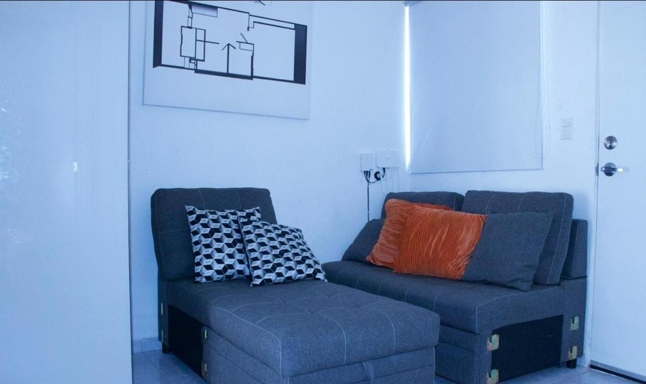 Three-Bedroom House photo 3