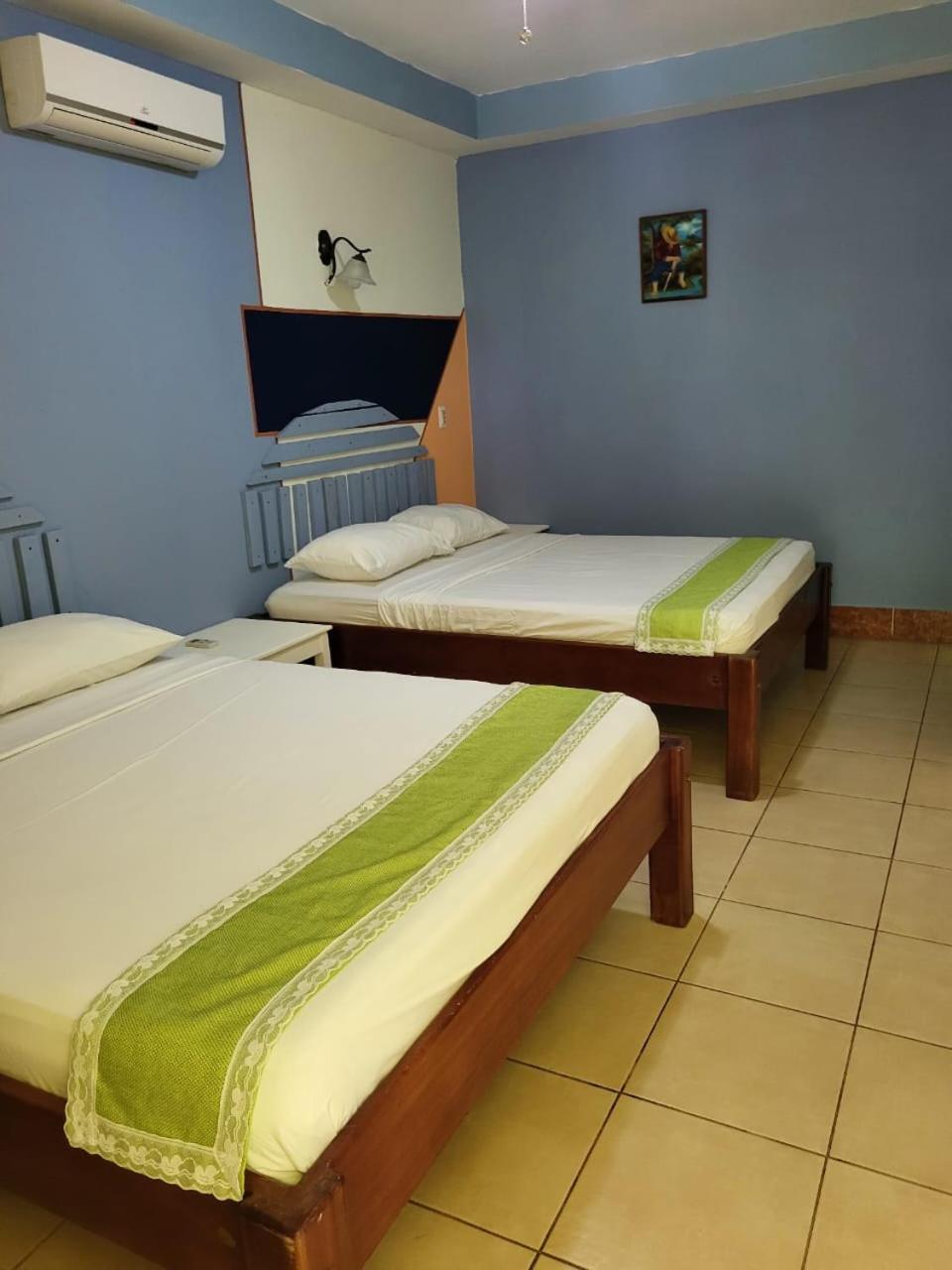 Deluxe Twin Room photo 2