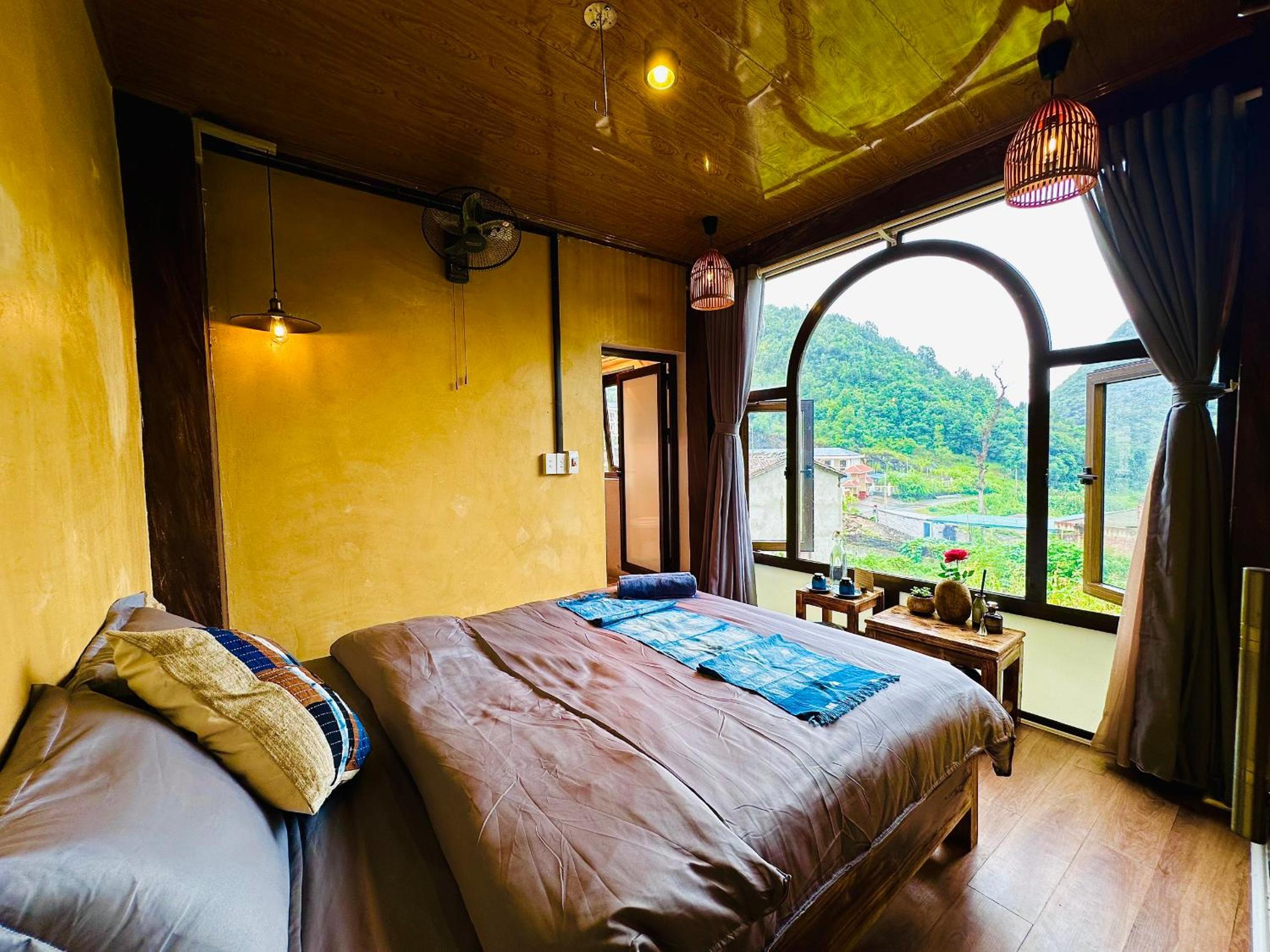 Double Room With Mountain View