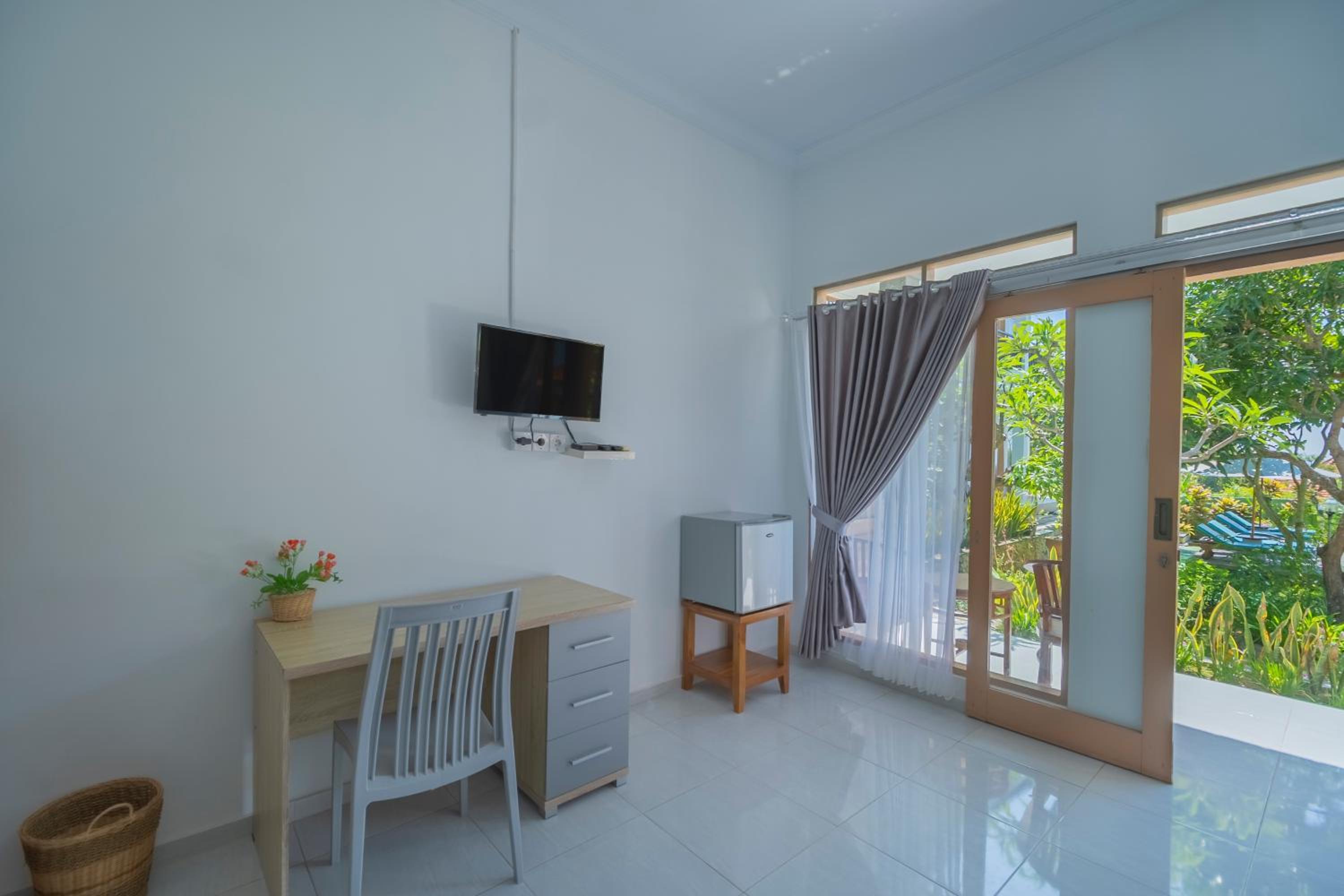 Twin Room with Garden View photo 3