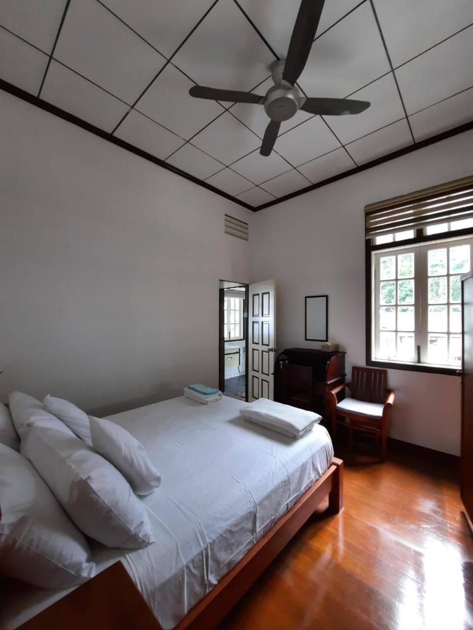 Duplex Quadruple Room - Photo 5