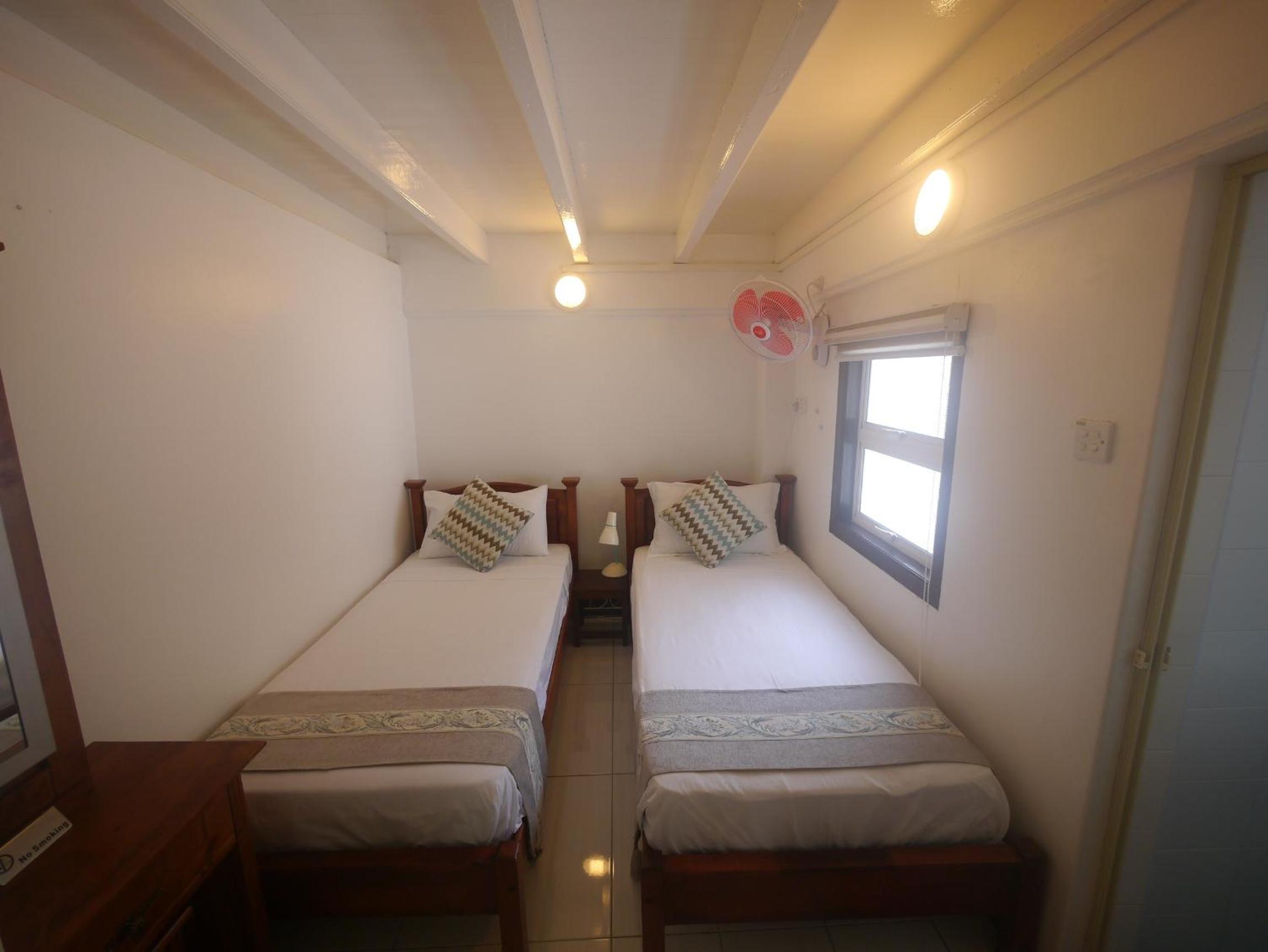Family Double Room - Photo 6