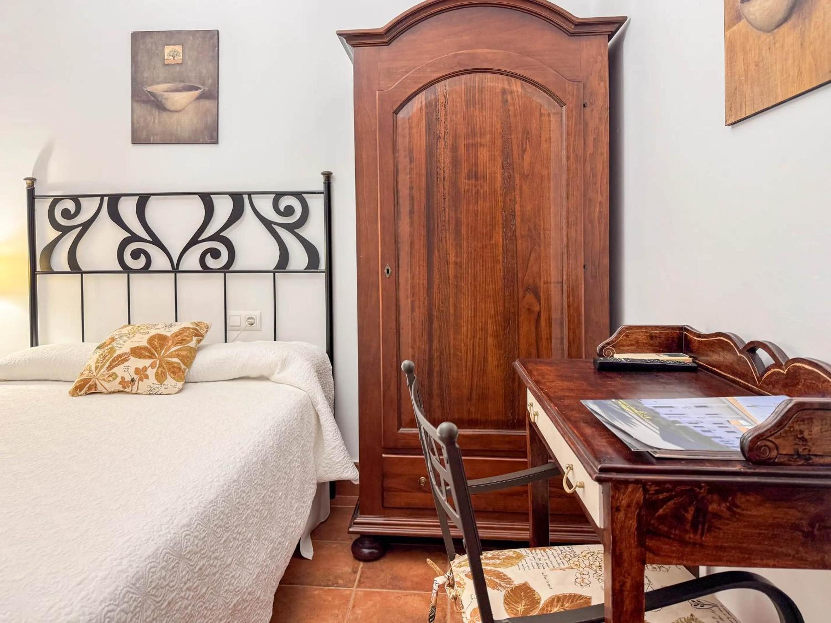 Single Room photo 2