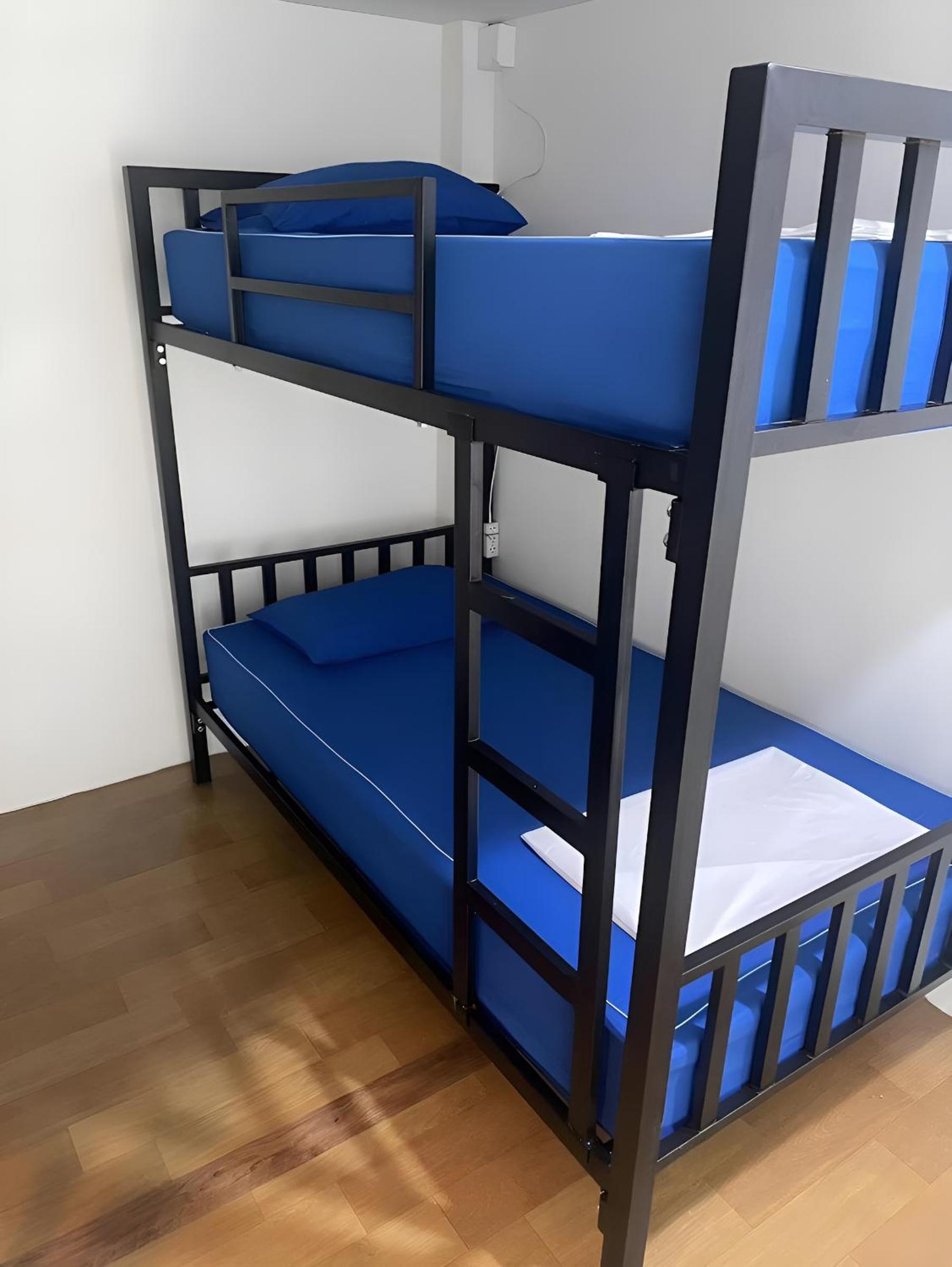 Bed in 4-Bed Female Dormitory Room photo 3