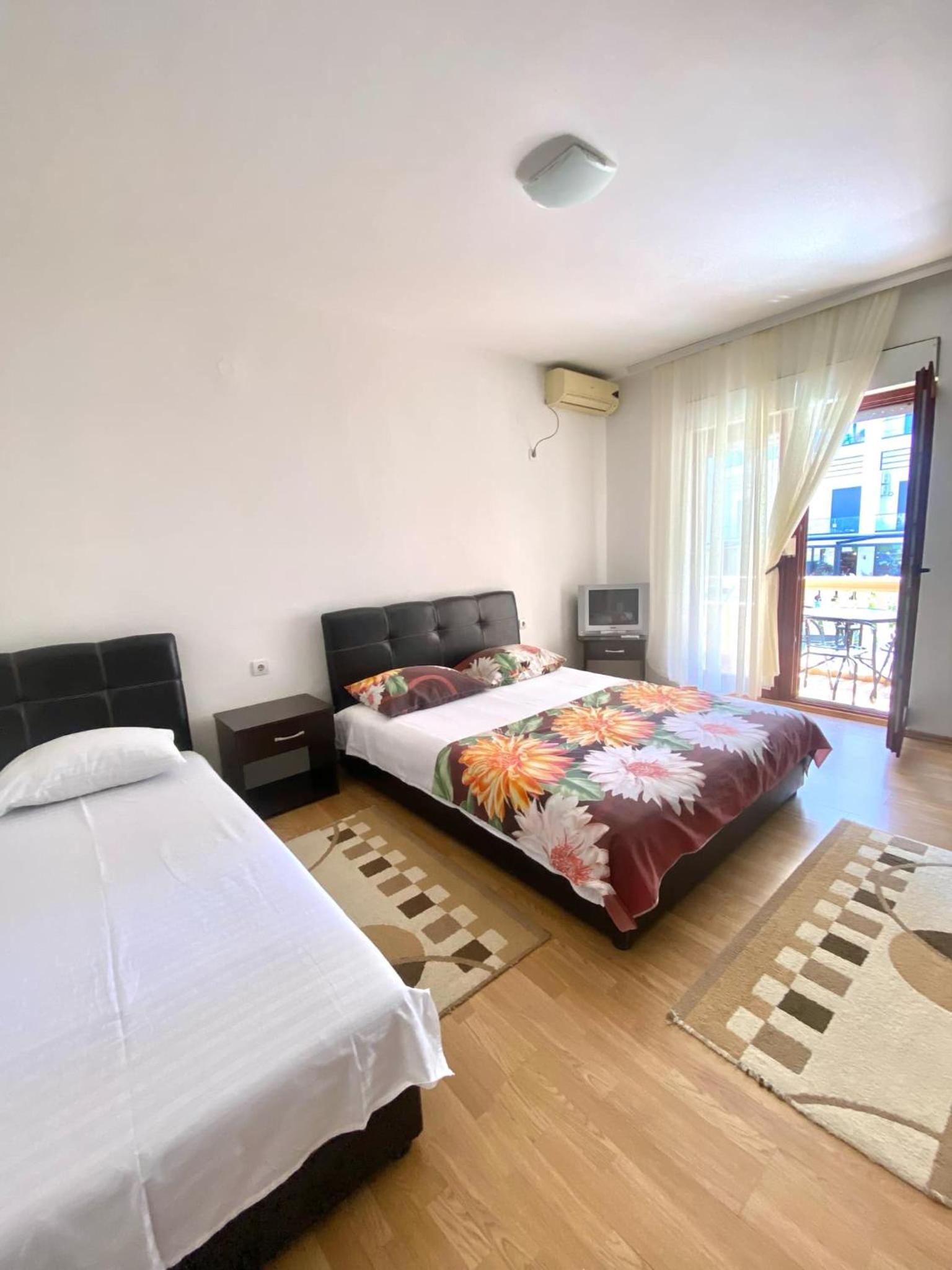 Triple Room with Balcony photo 1