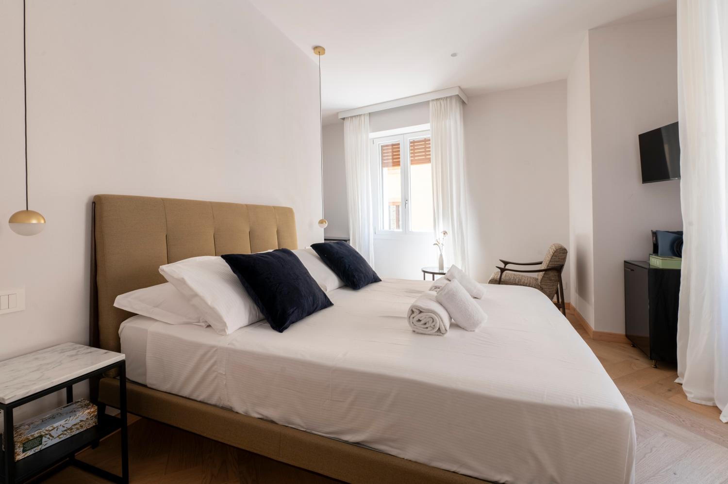 Deluxe Double Room photo 2