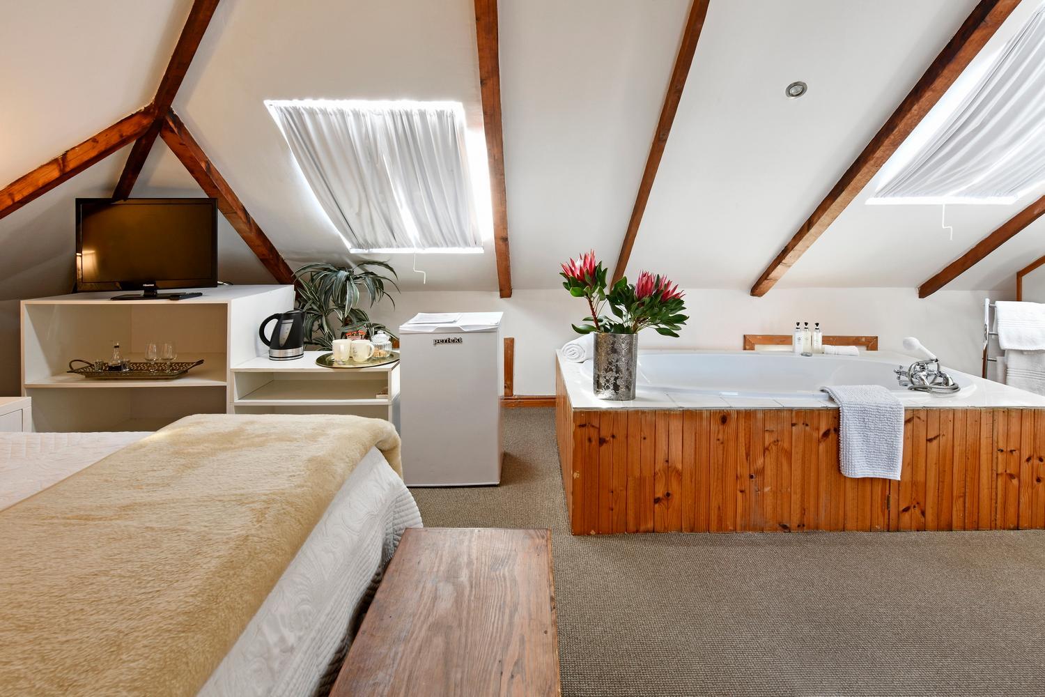 Twin/Double Room - Photo 5