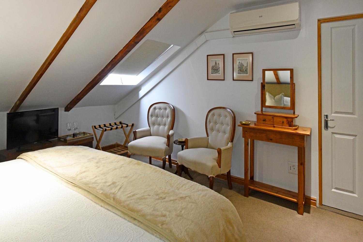 Twin/Double Room - Photo 10