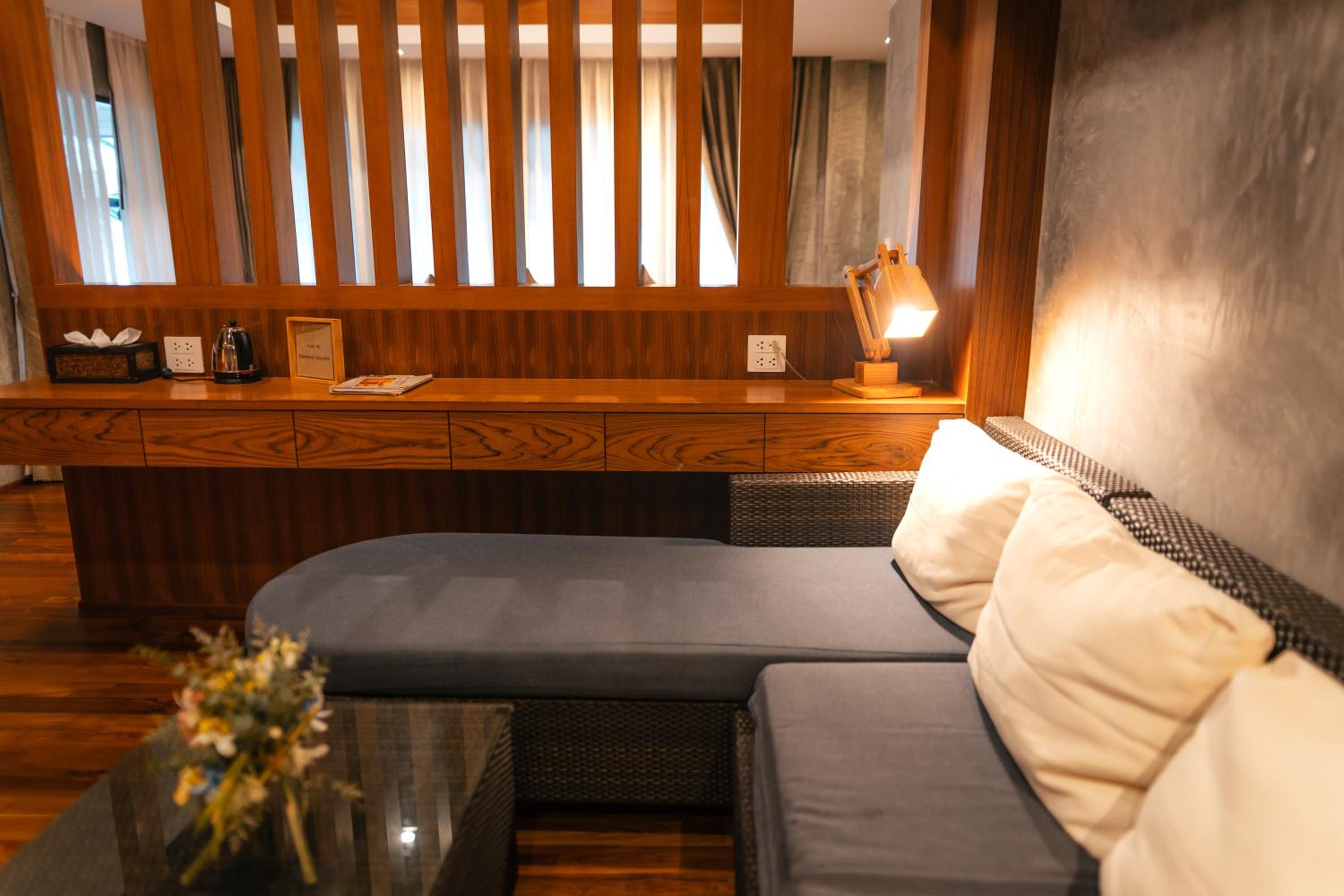 Deluxe Double Room with Balcony and Sea View photo 1