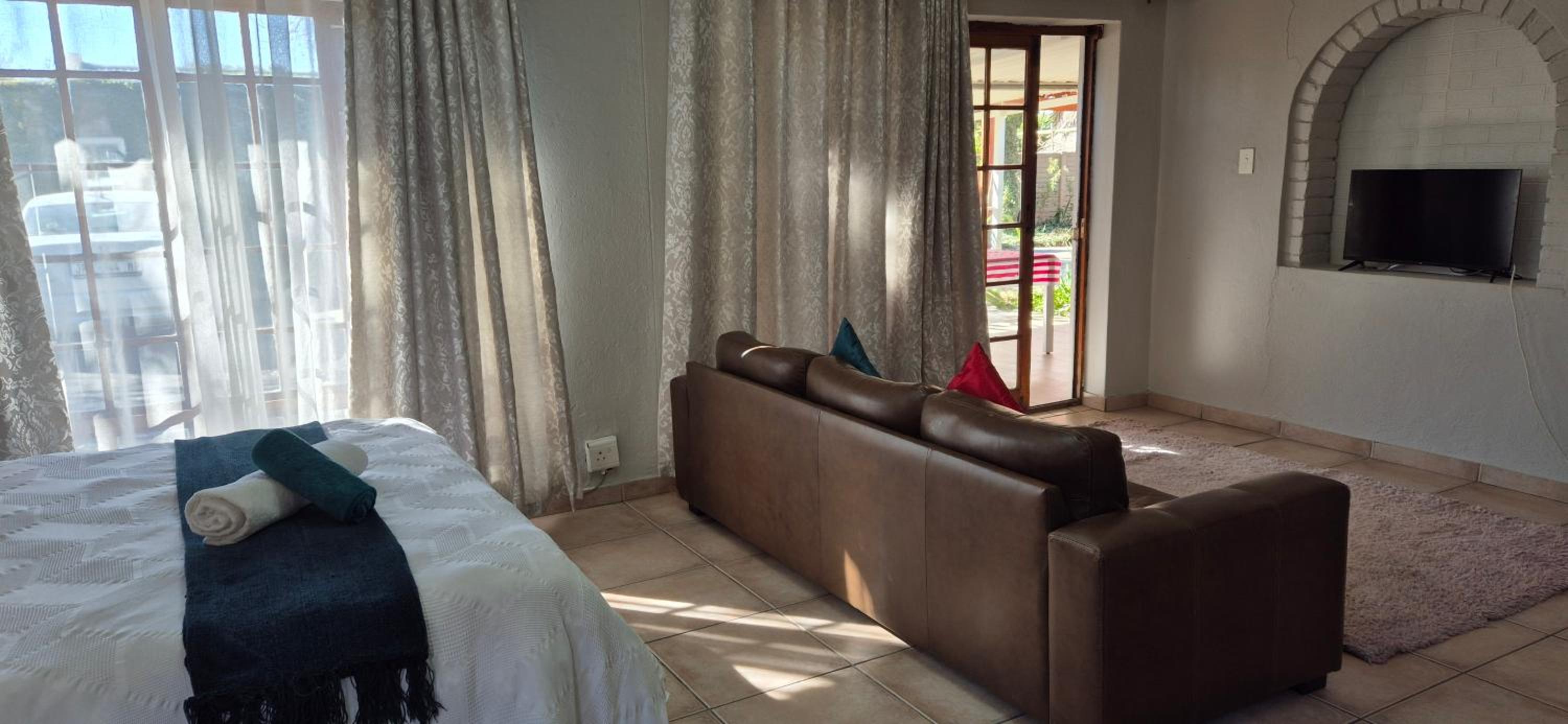 Deluxe Suite photo 2