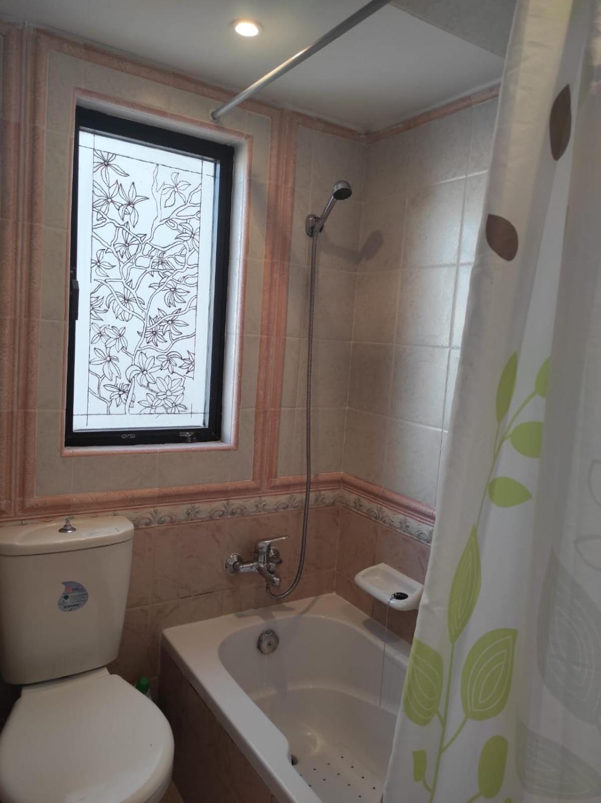 Basic Triple Room with Shared Bathroom photo 2