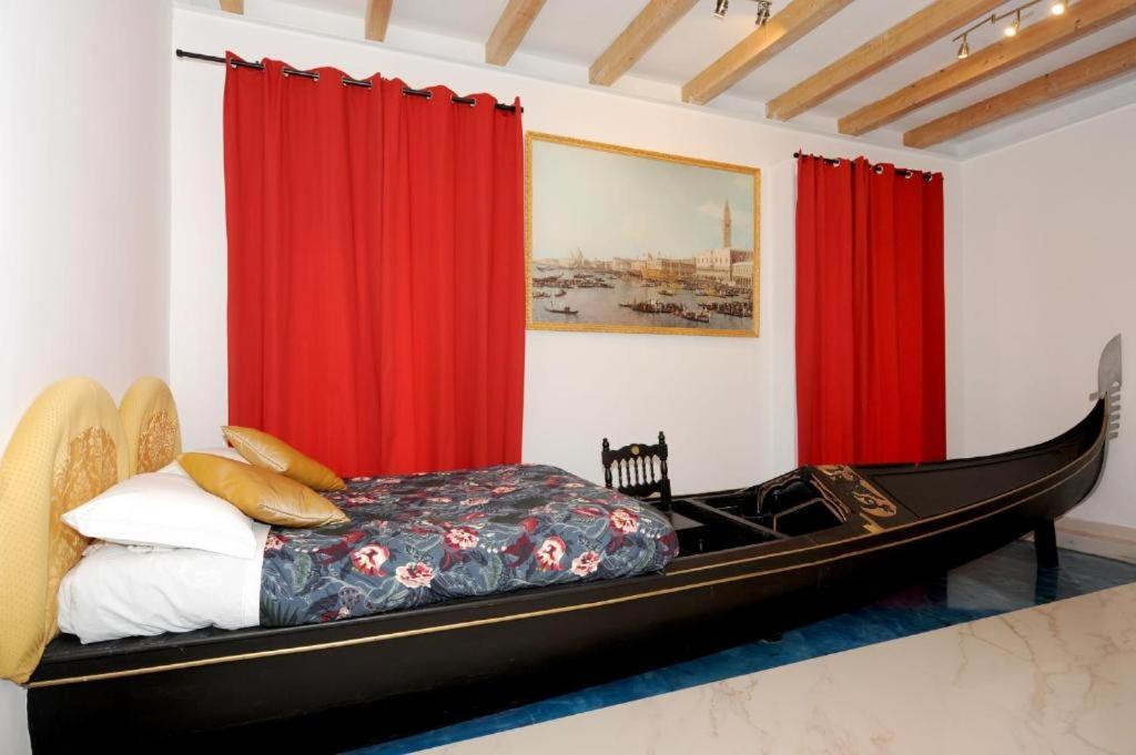 Luxury Triple Room