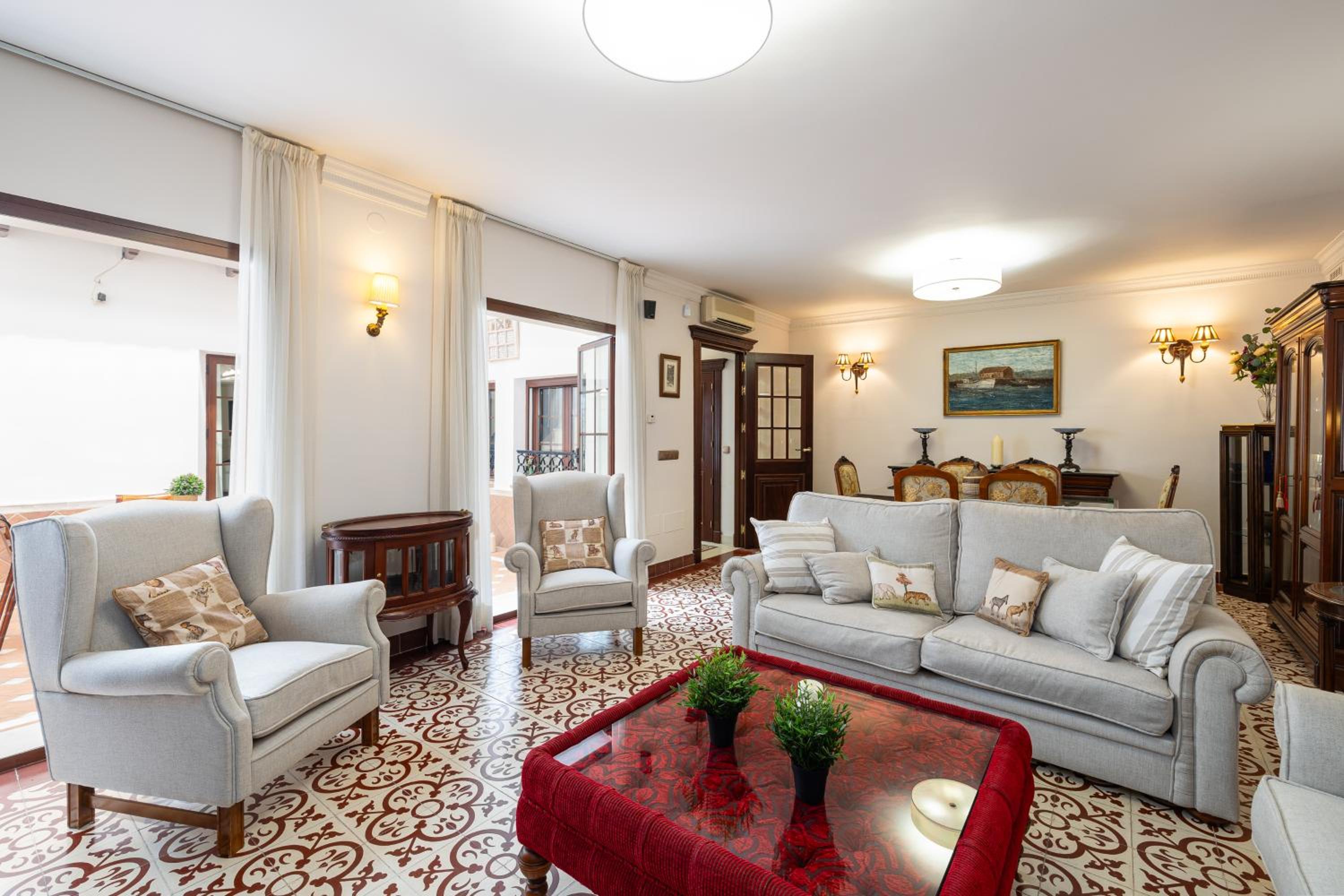 Casa de cinco habitaciones