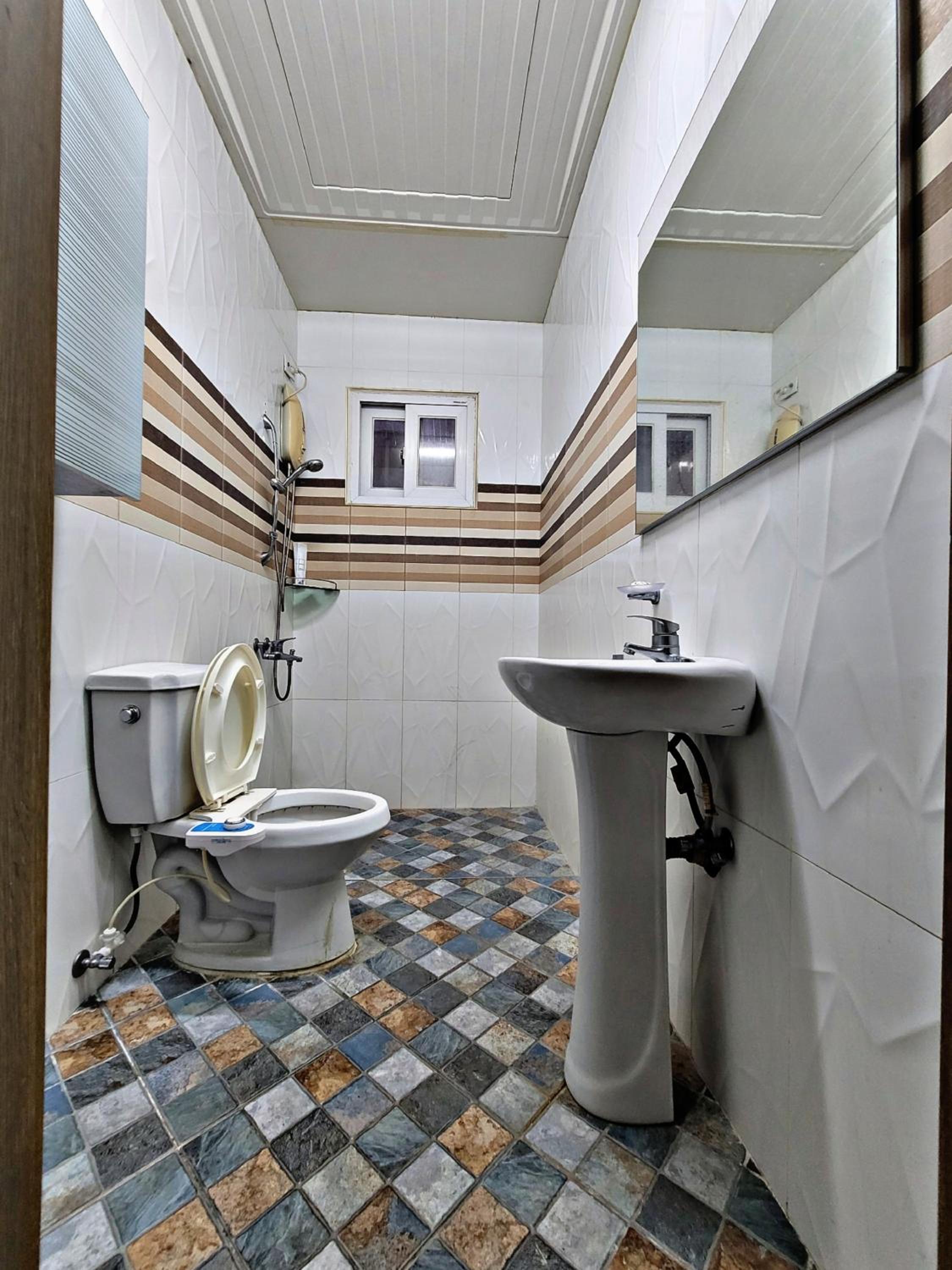 Large Double Room photo 3