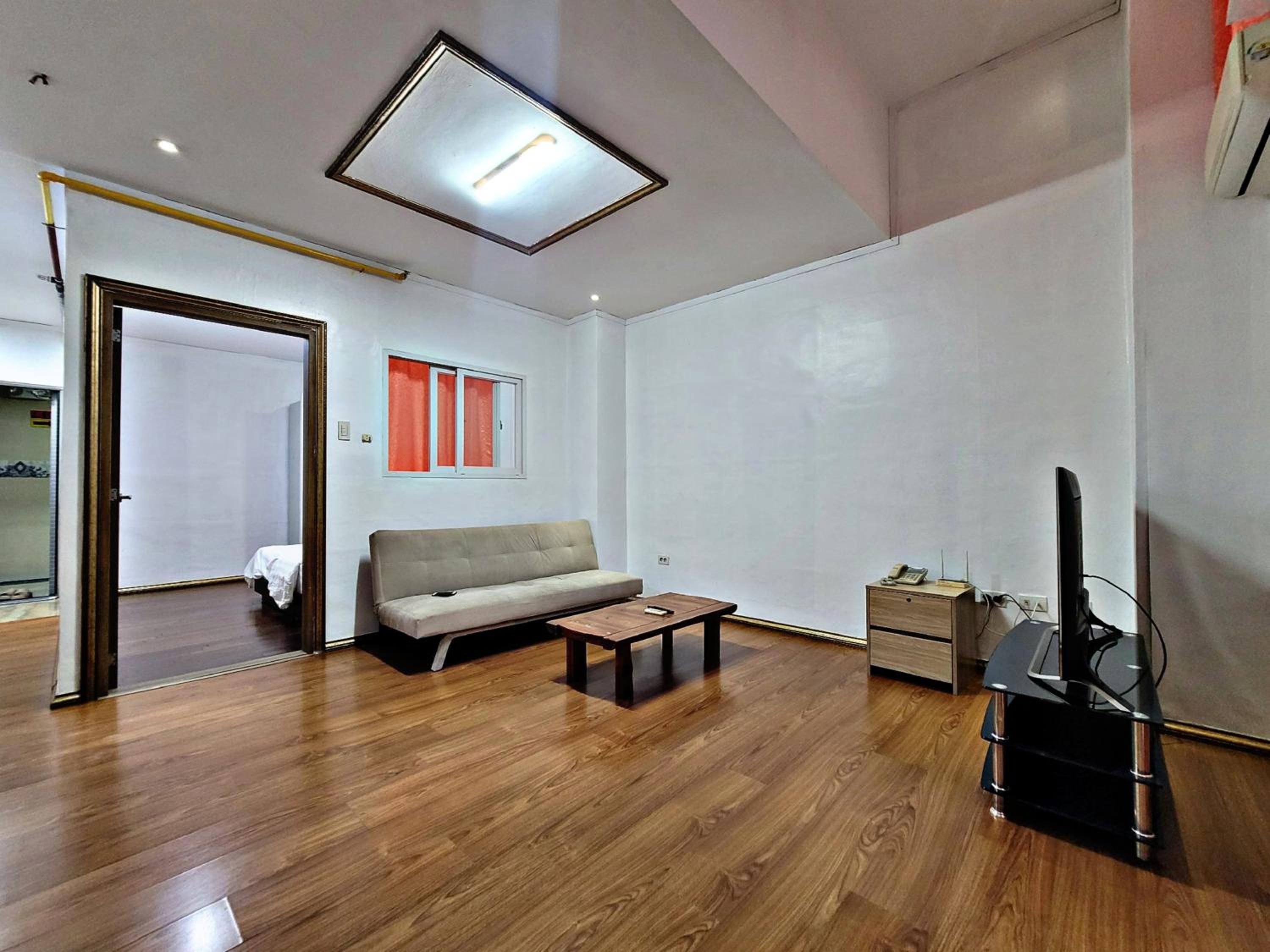 Large Double Room photo 3