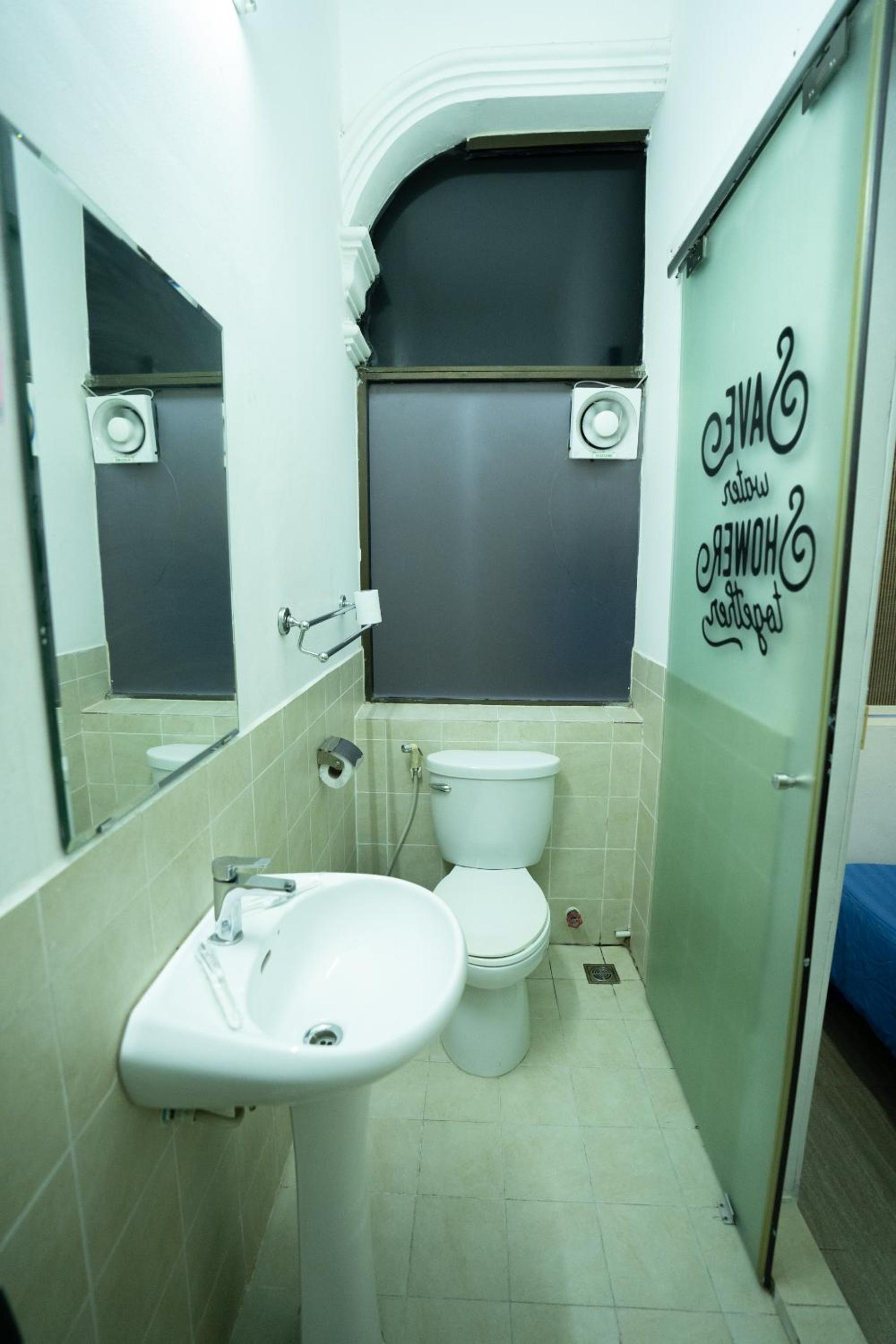 Double or Twin Room - Photo 7