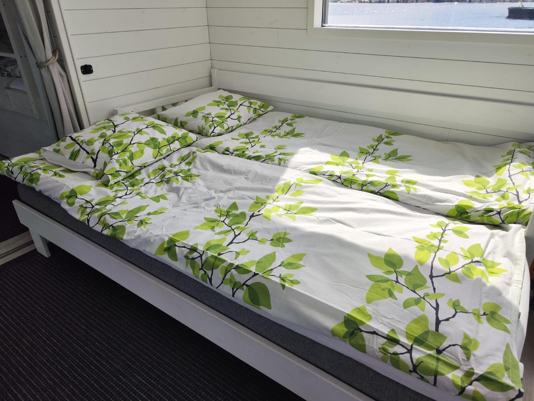 Mobile Home photo 3