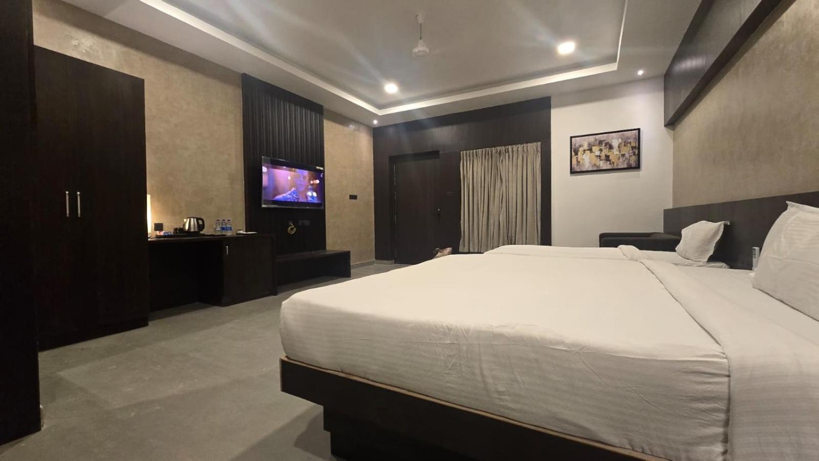 Triple Room with Garden View - Photo 1