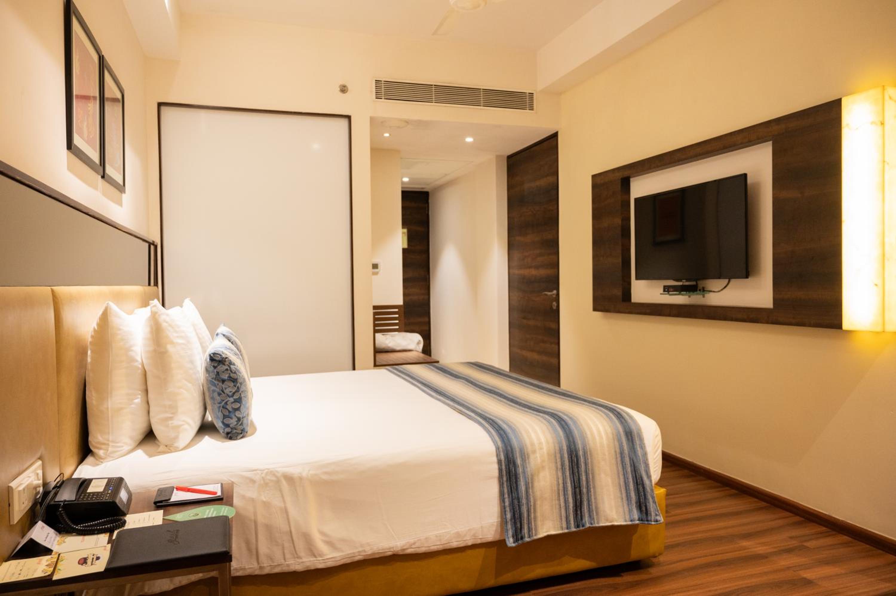 Business Class Room photo 2