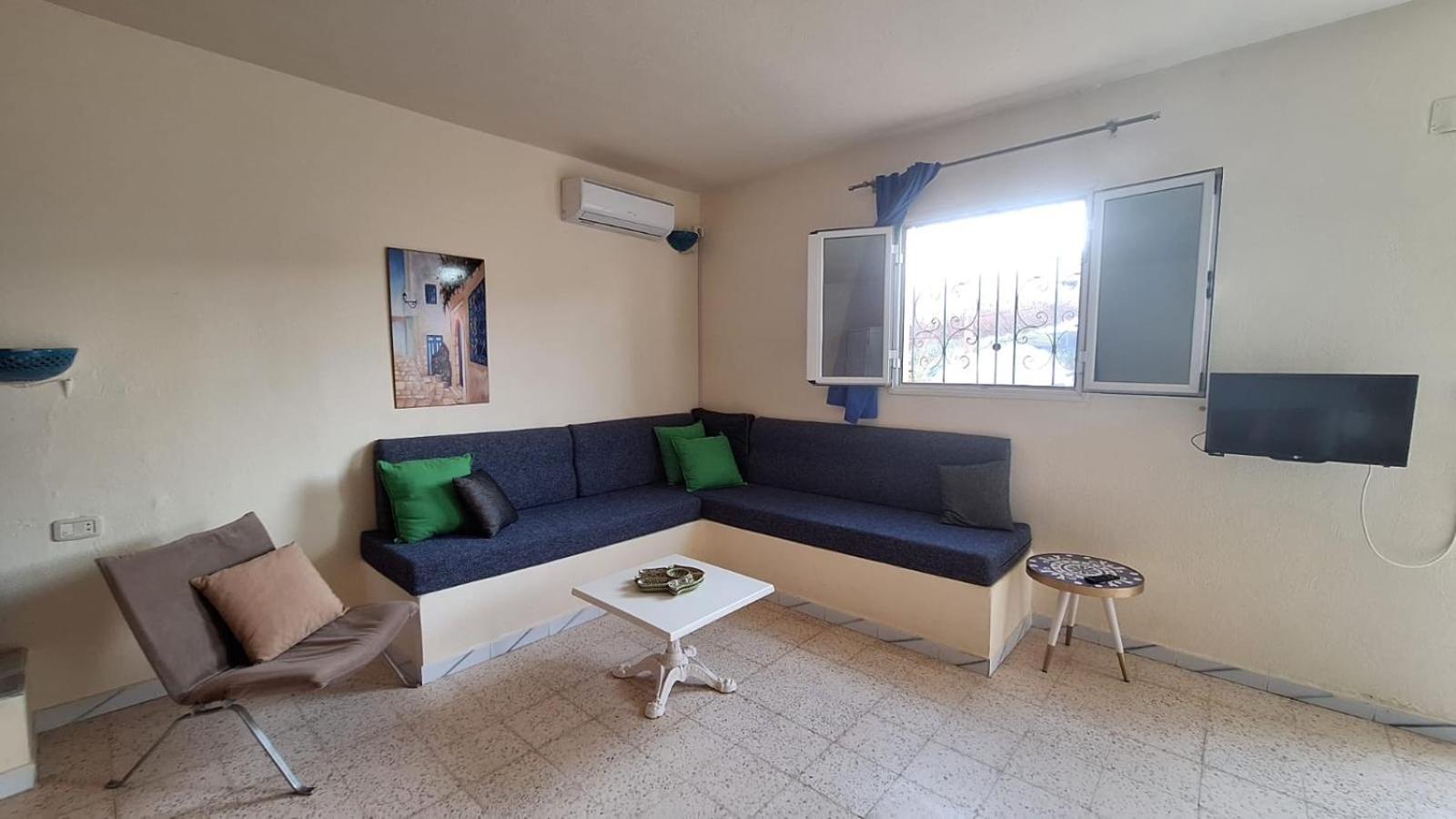 One-Bedroom House photo 2