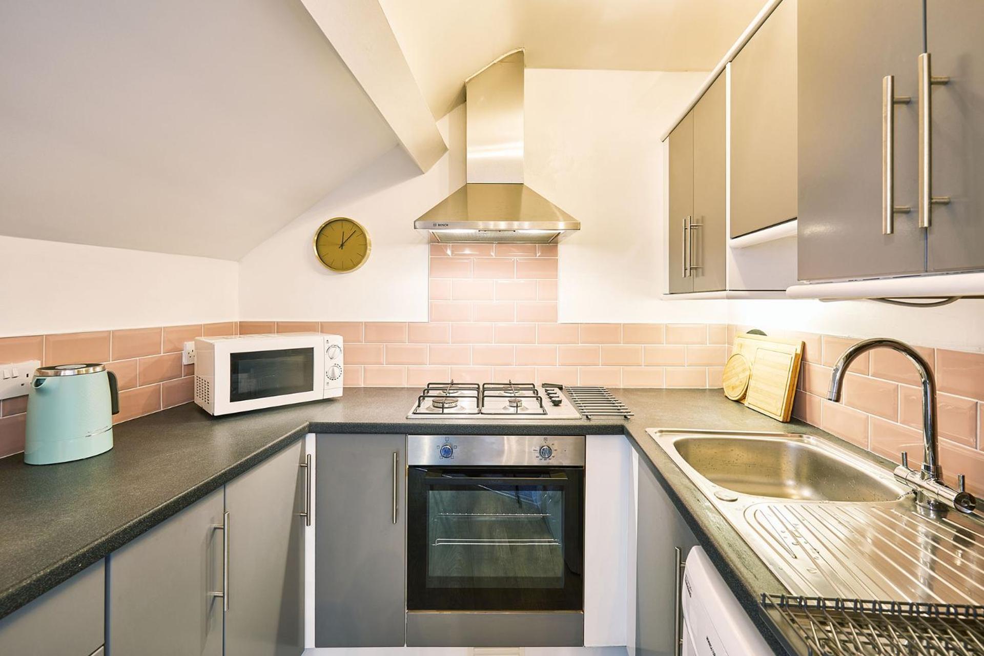 One-Bedroom House photo 2