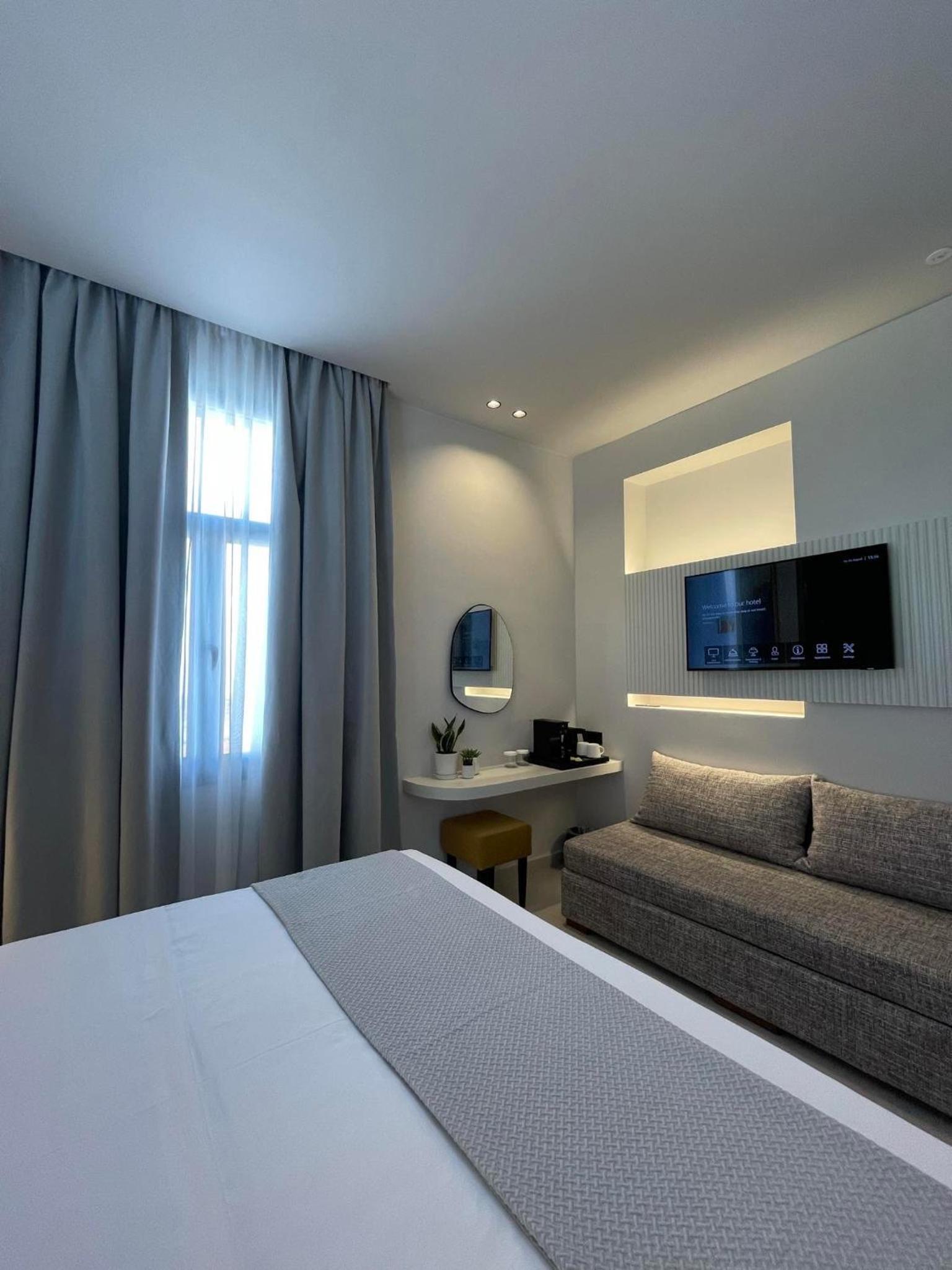 Luxury Room - Photo 7