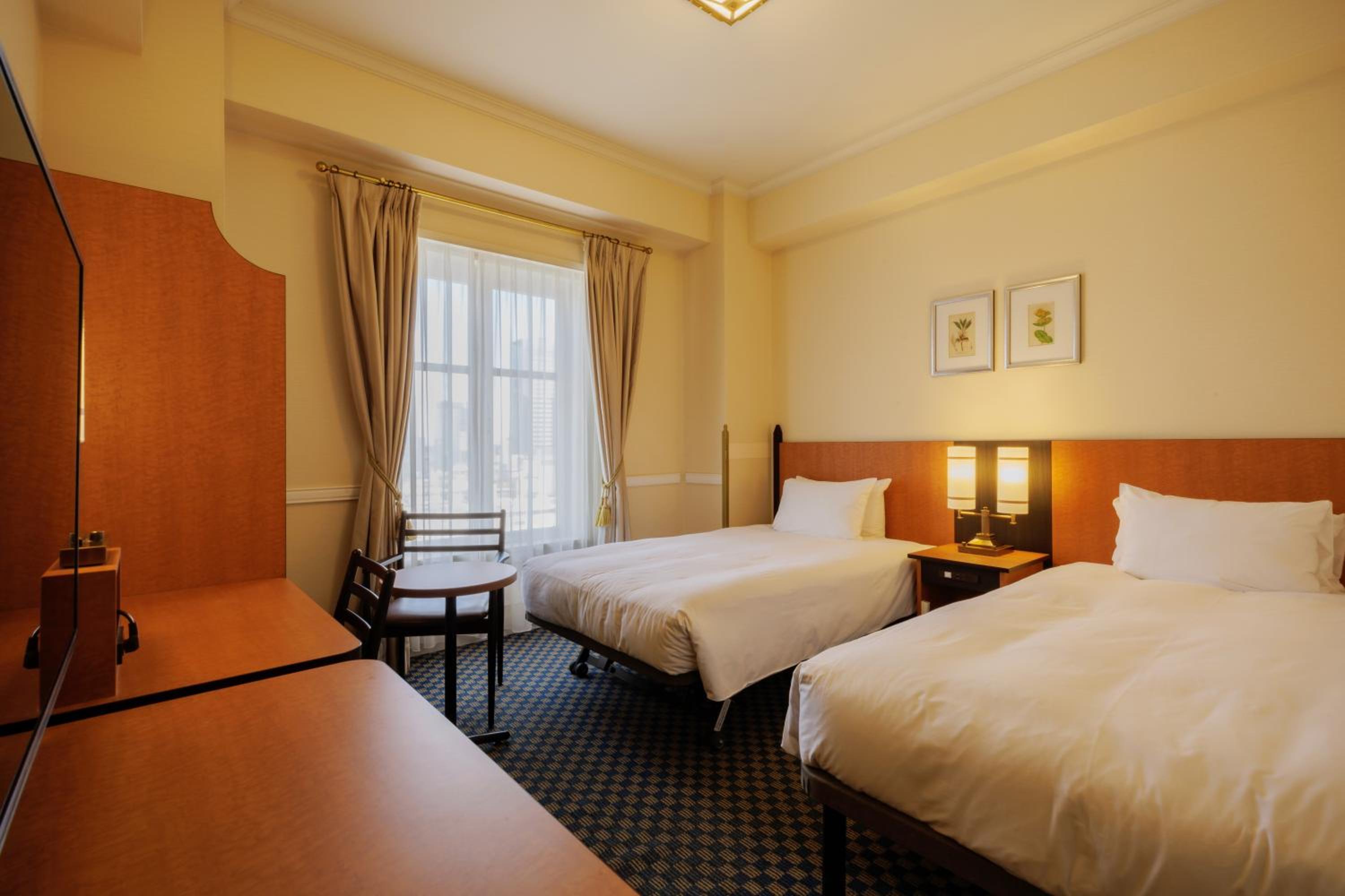 Top Floor Economy Twin Room - Photo 1