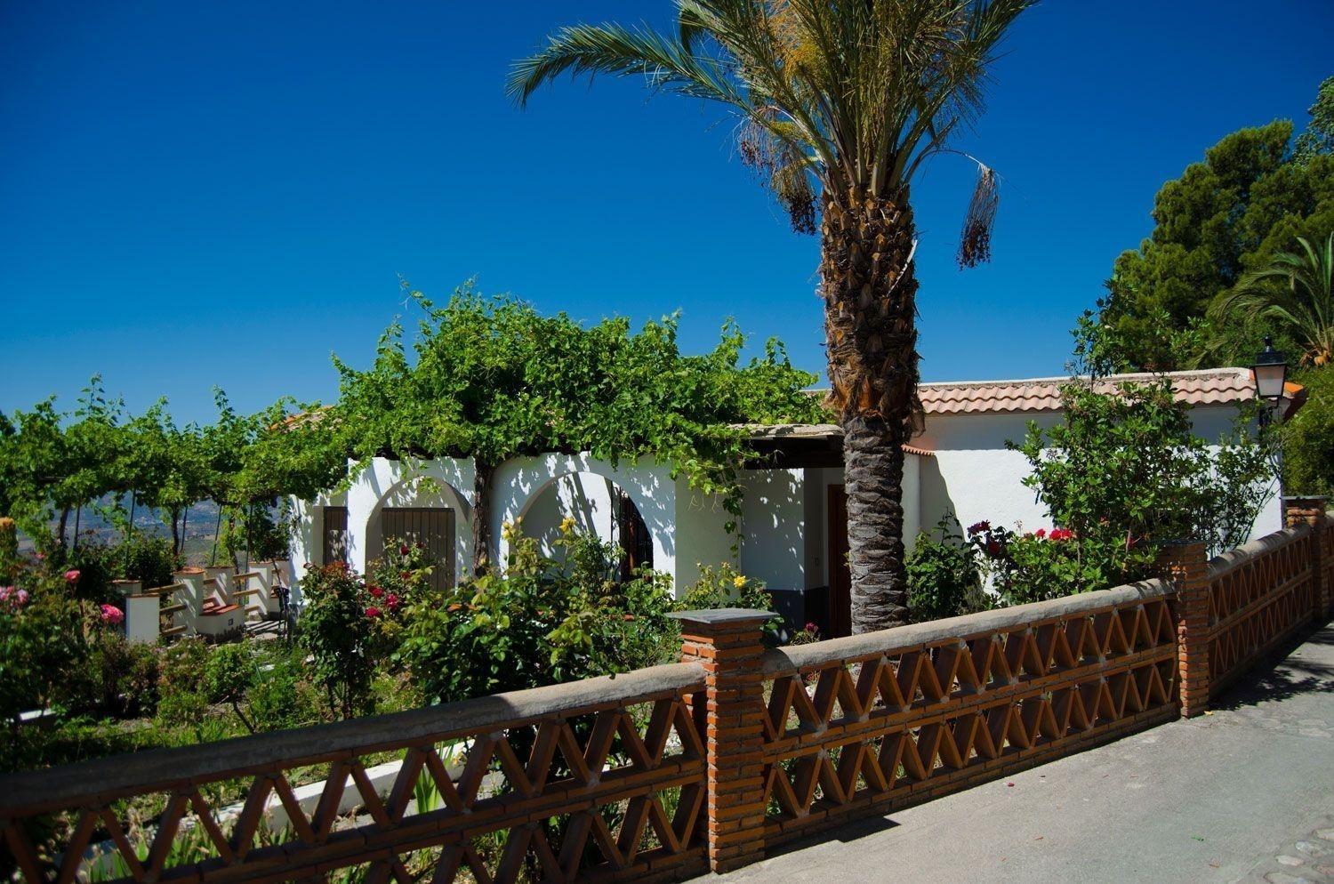 Three-Bedroom Vacation Home  photo 3