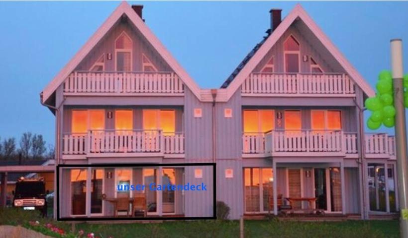 Apartment with Lake View photo 2