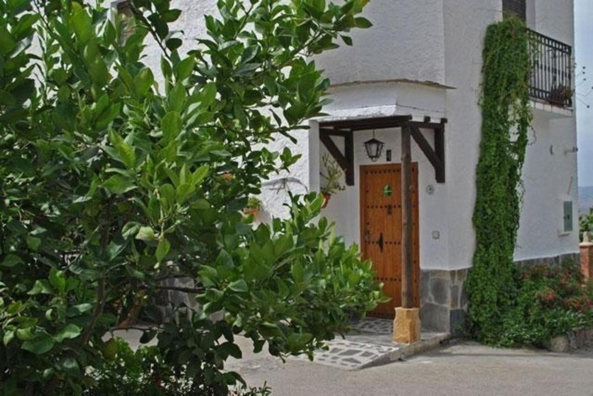 Three-Bedroom Vacation Home  photo 2