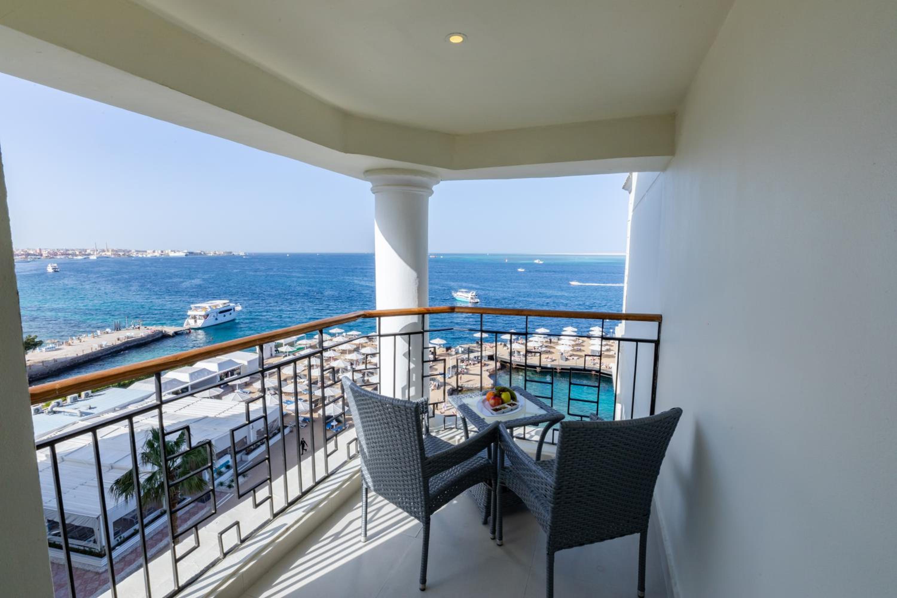 Standard Sea view - Egyptian and Residents only photo 2