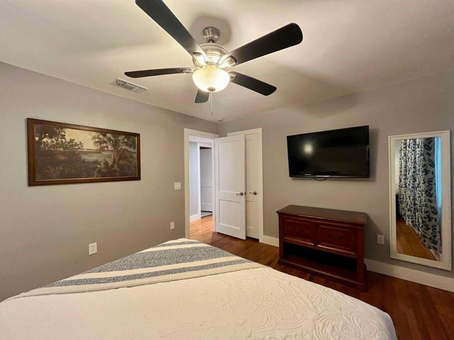 Three-Bedroom Home photo 3