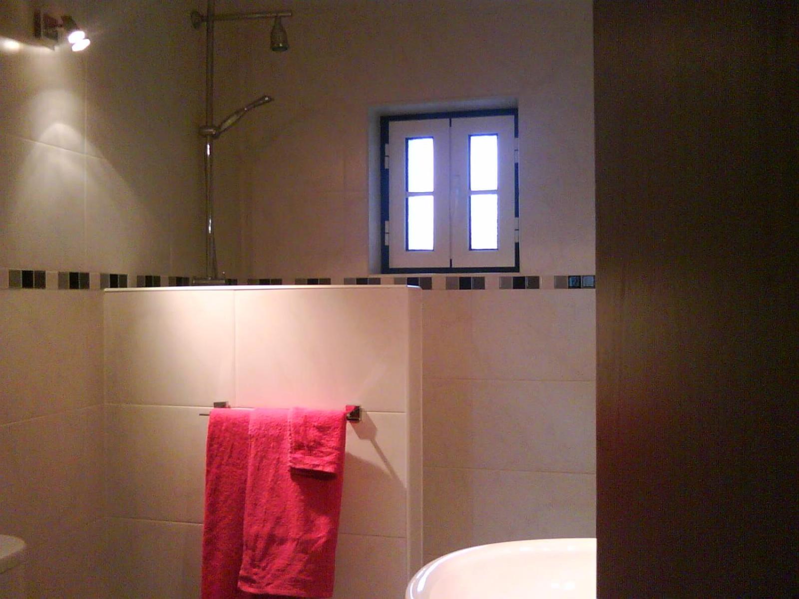 Two-Bedroom House photo 3