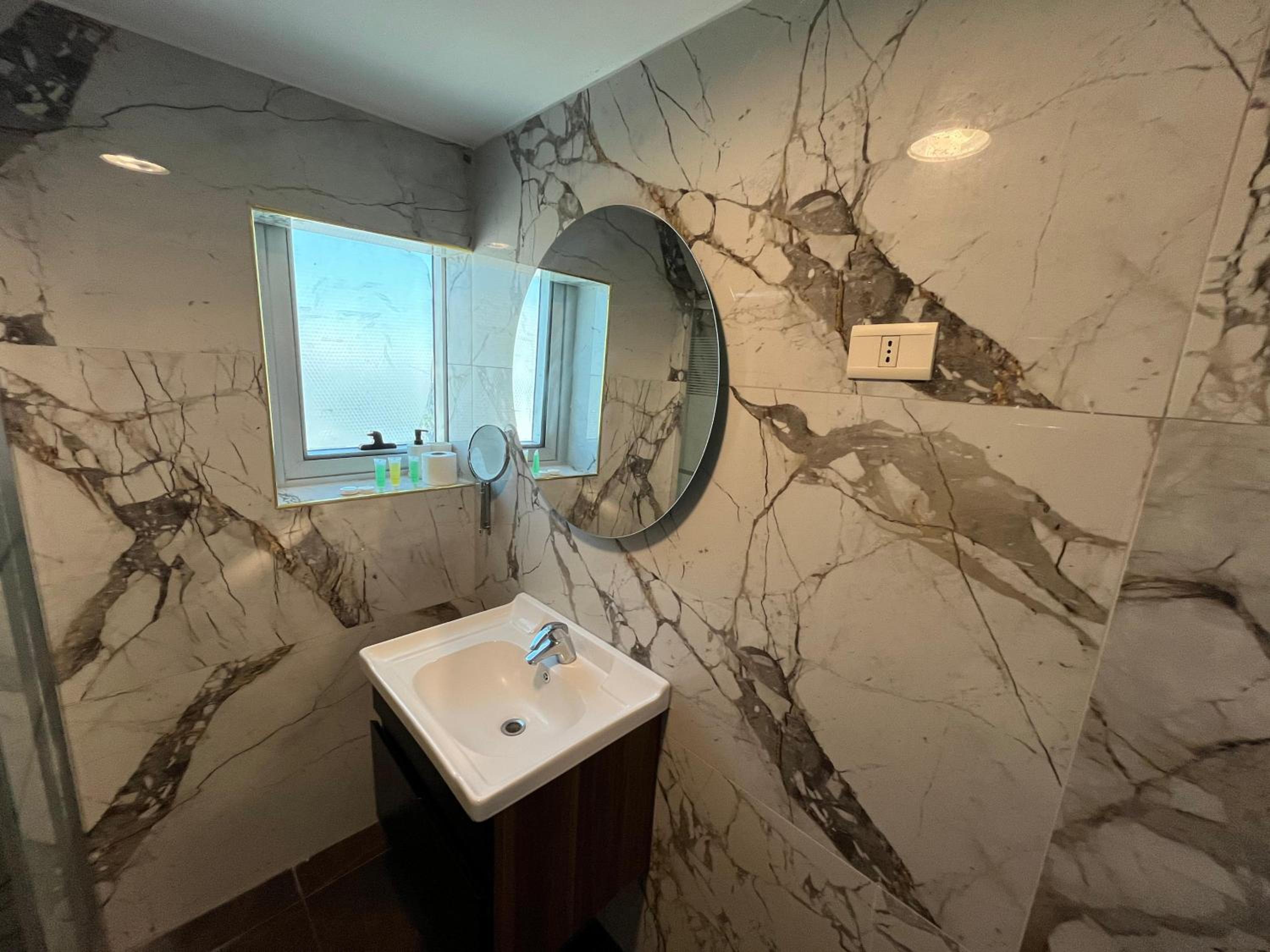 Deluxe Family Suite