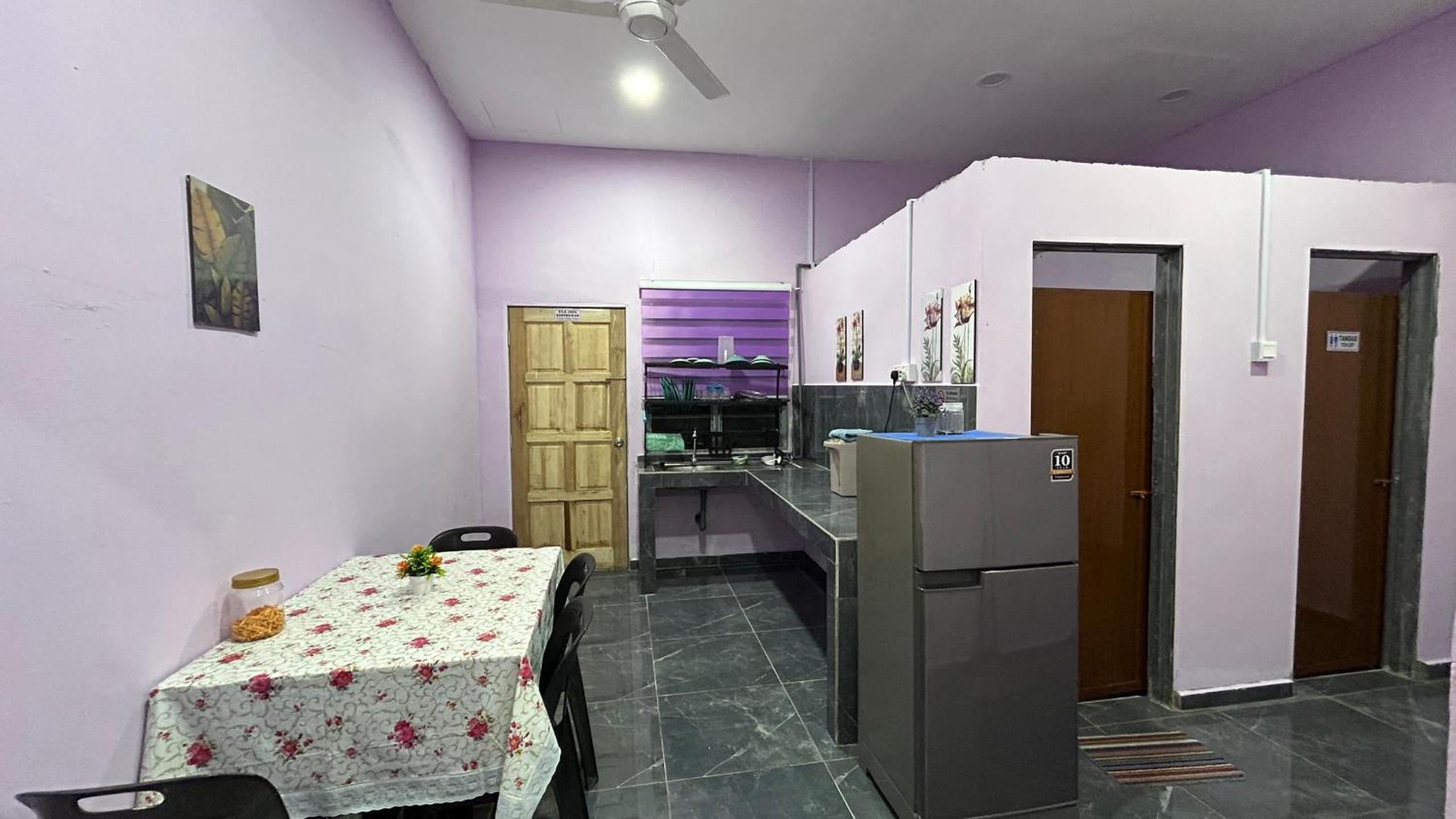 Two-Bedroom House photo 3