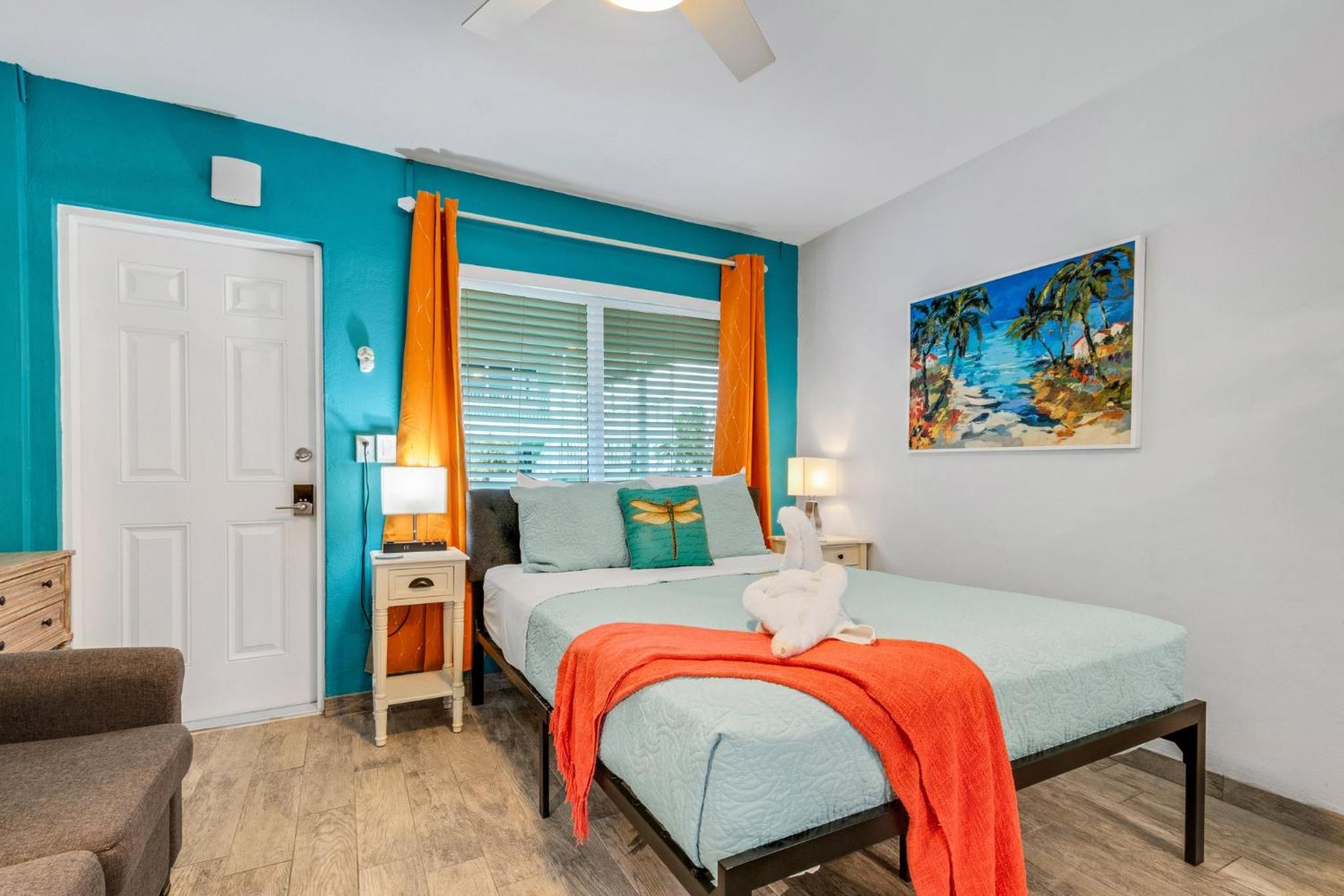 Studio Apartment