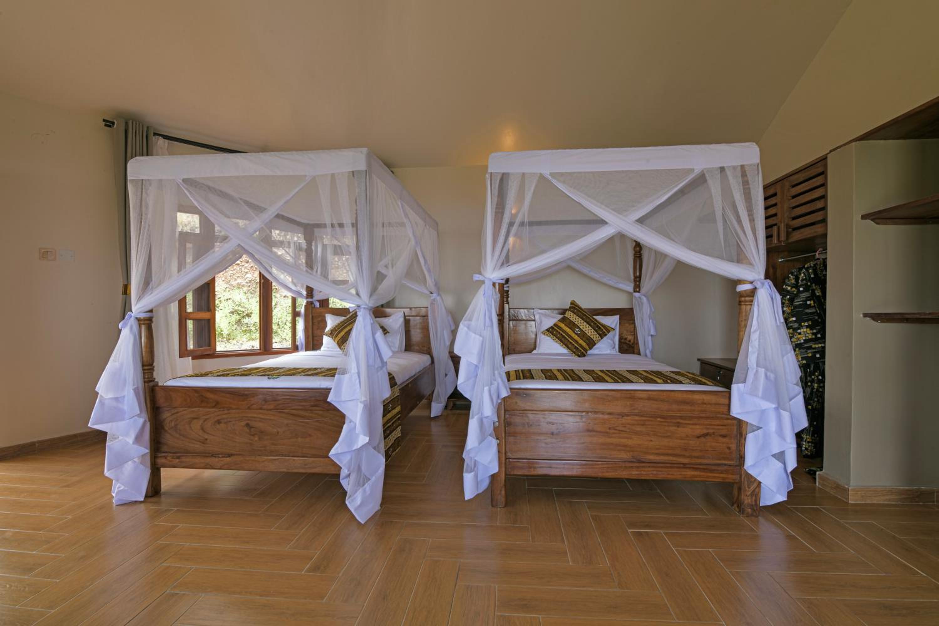 Double Room with Lake View photo 2