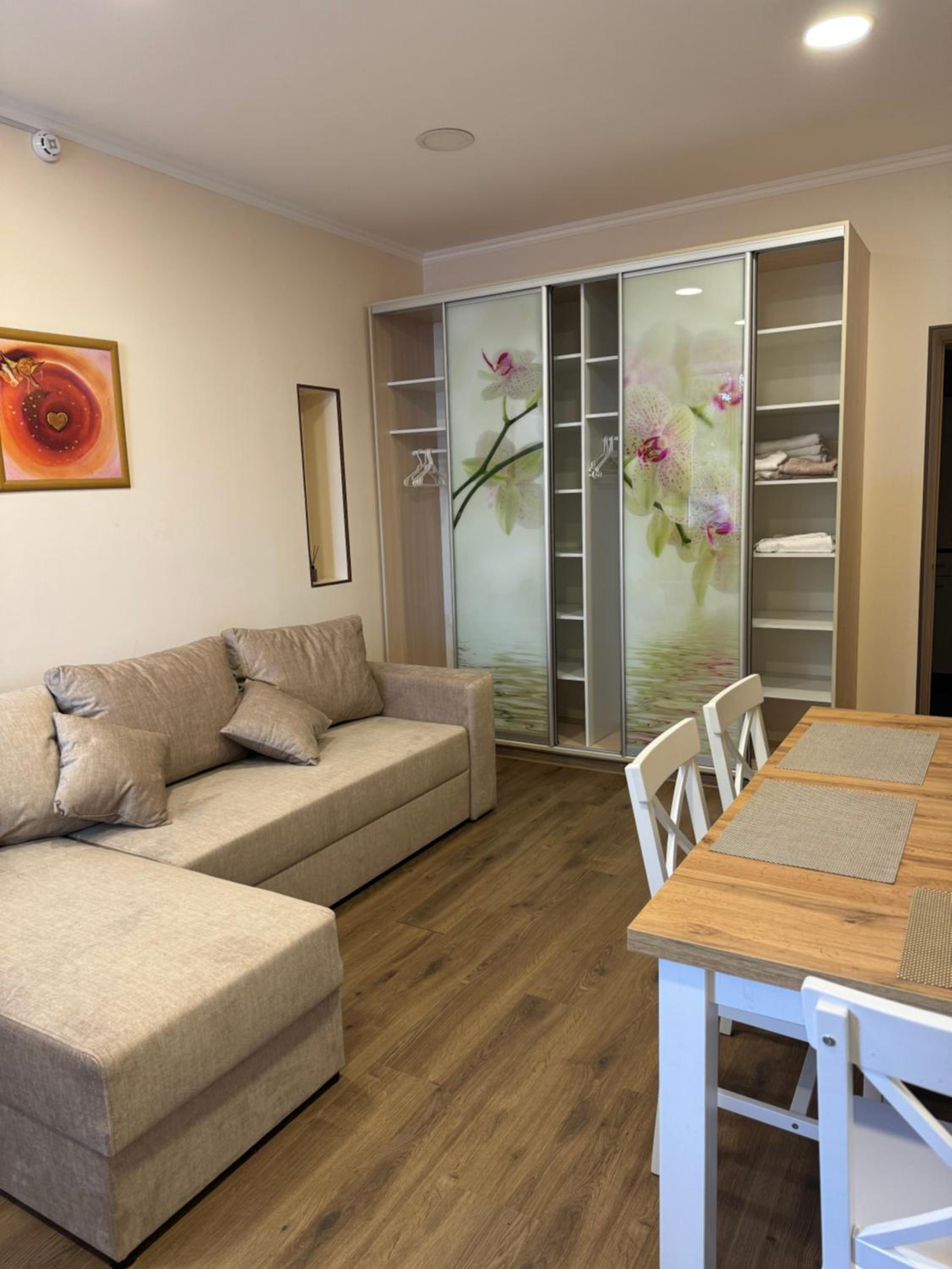 Apartment - Ground Floor photo 2