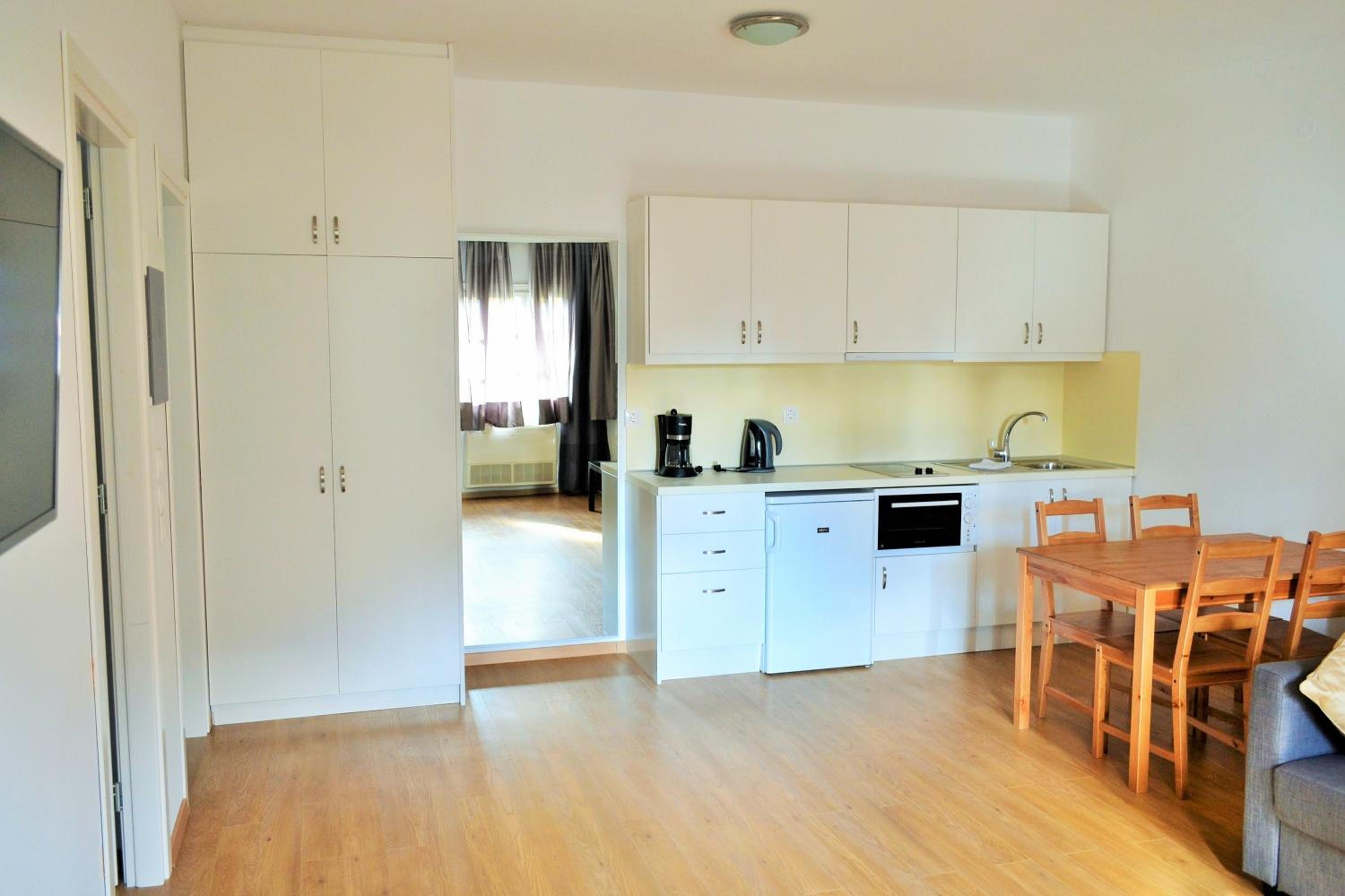 Apartment (2-4 Adults) - Photo 16