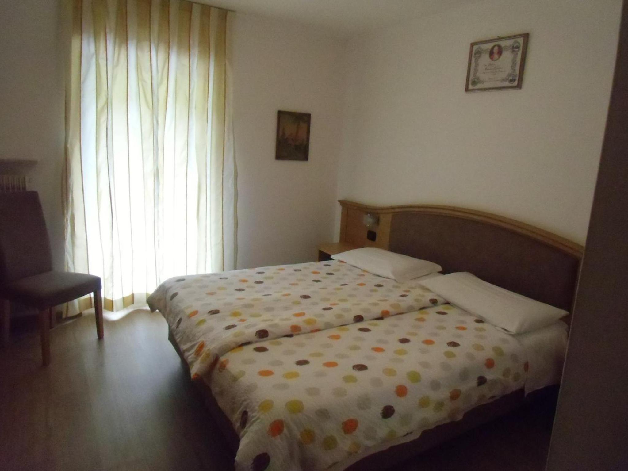 Double or Twin Room with Mountain View photo 2