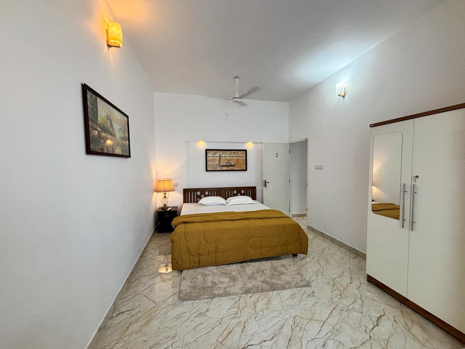 Double or Twin Room with Private Bathroom photo 1
