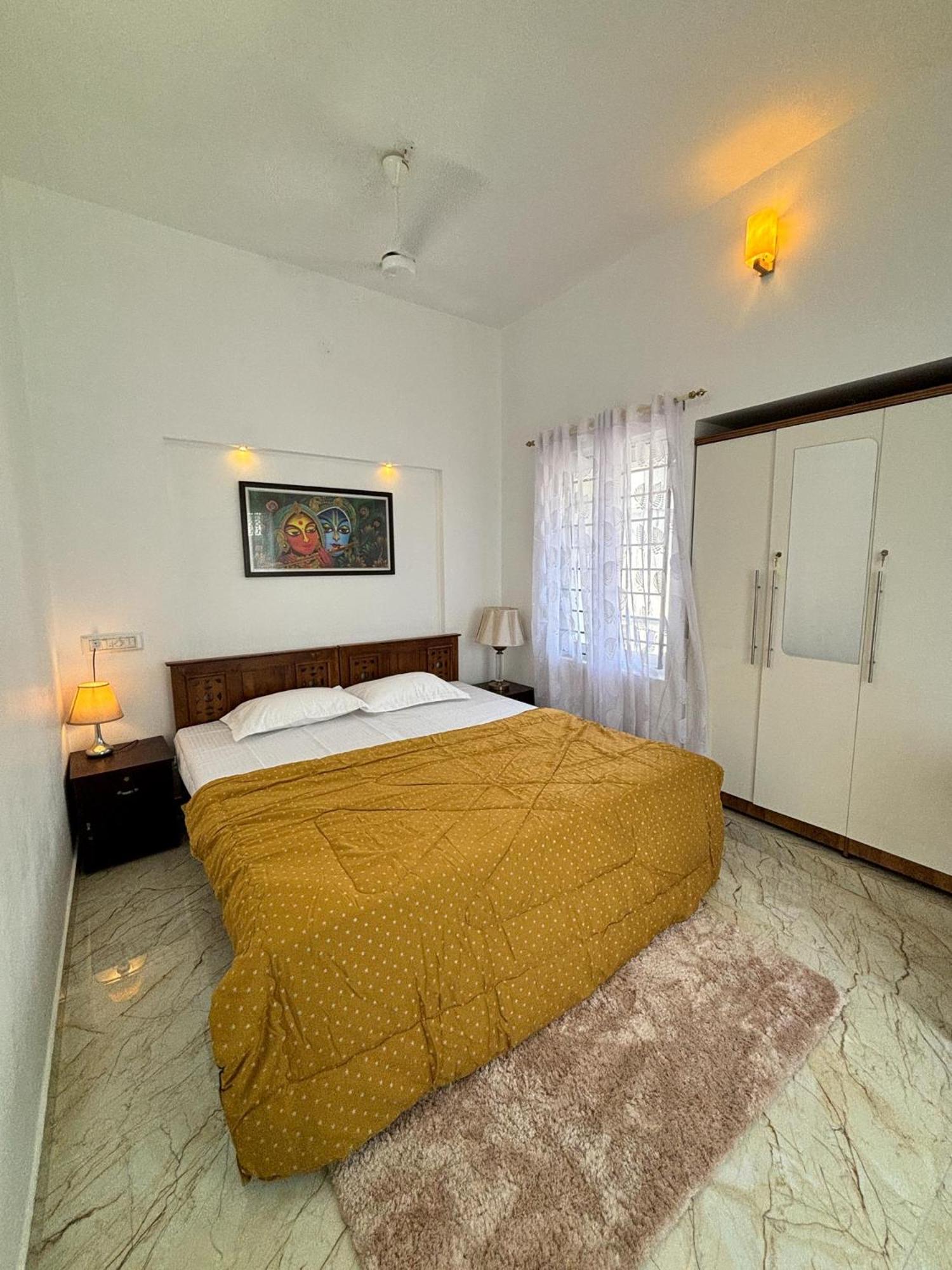Double or Twin Room with Private Bathroom photo 2