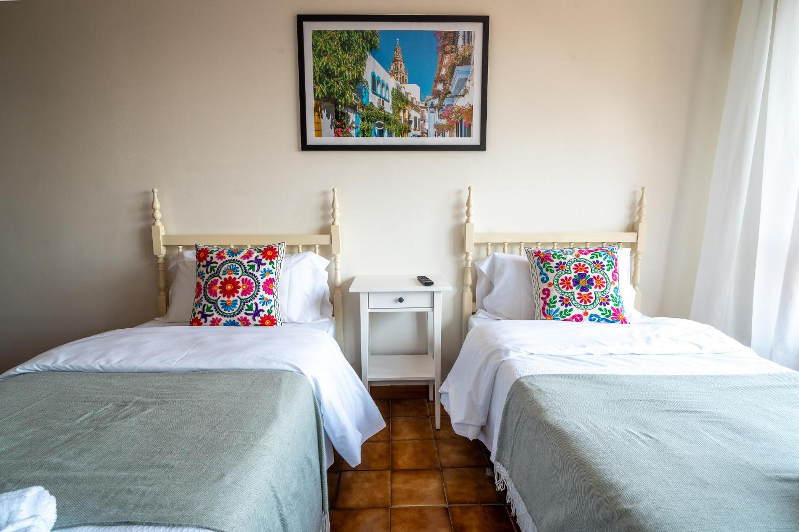 Habitación Doble con Baño Privado