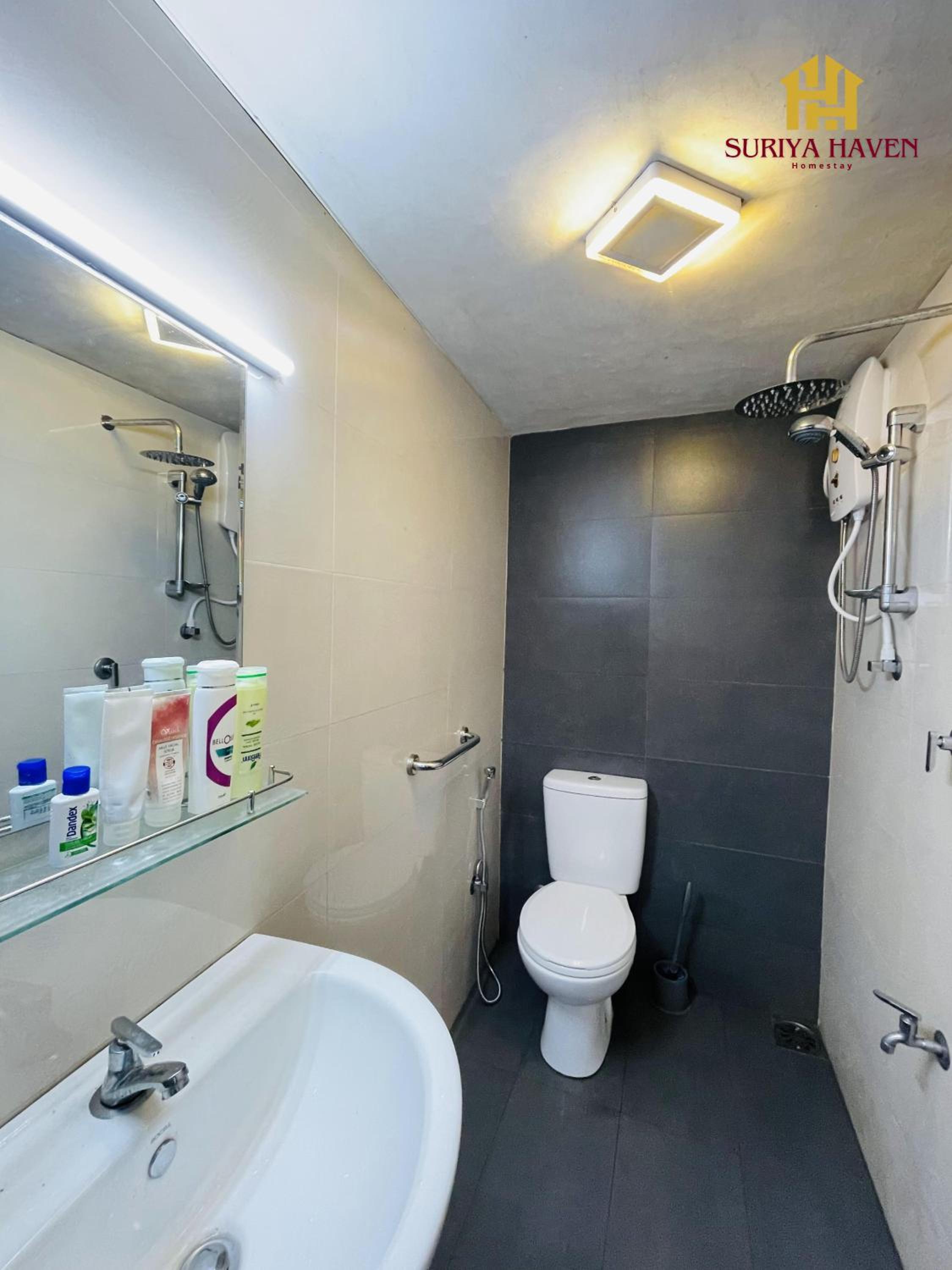 Double Room with Private External Bathroom photo 3