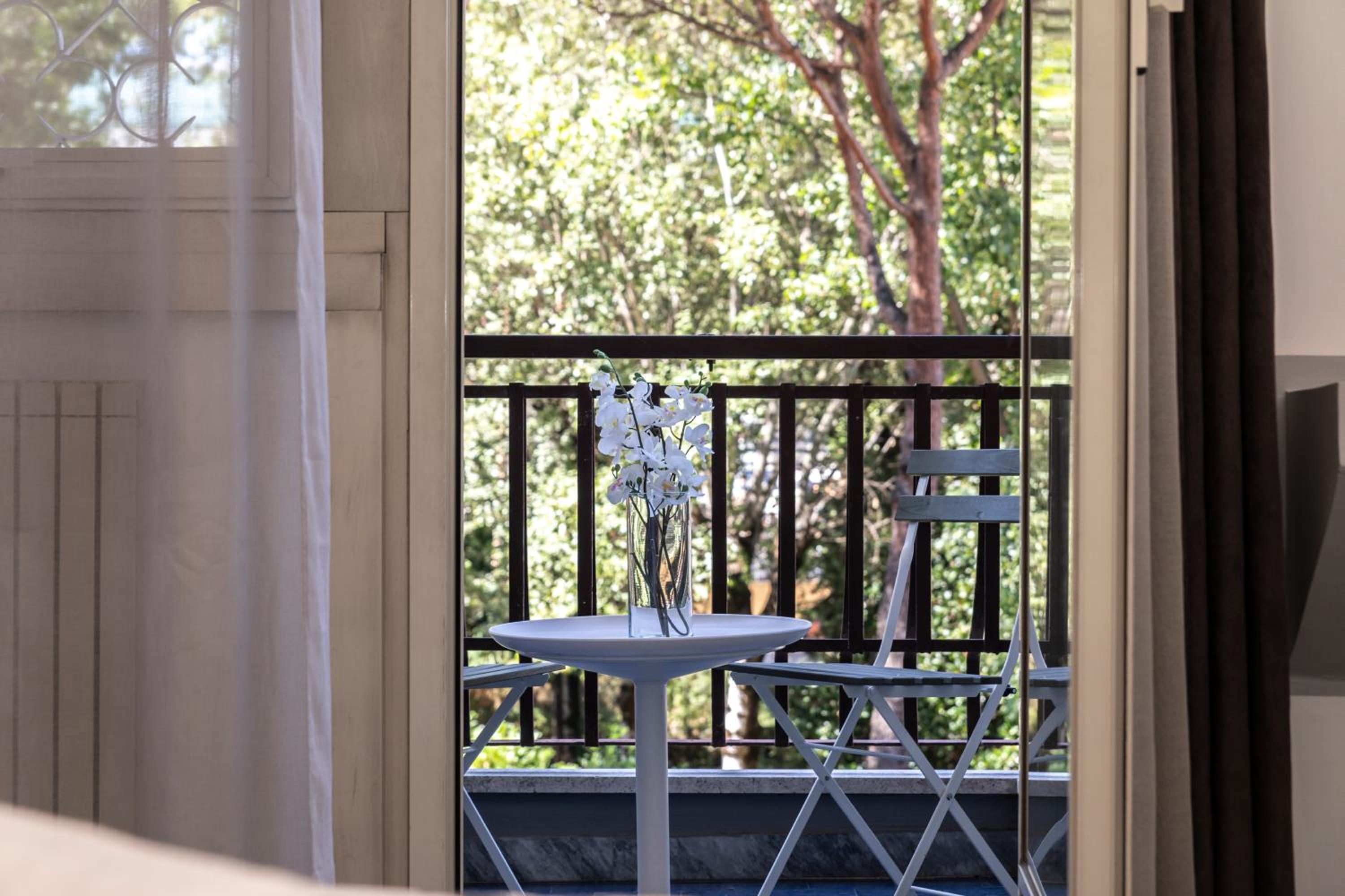 Double Room with Balcony photo 2