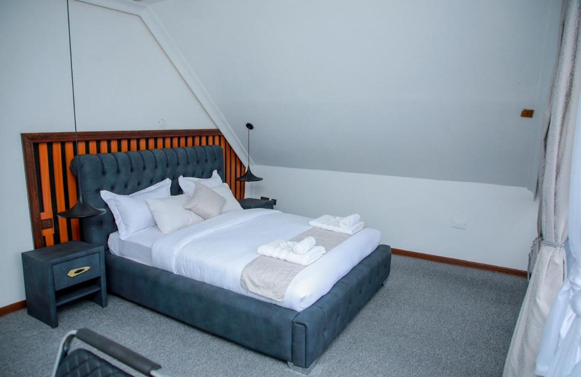 Double Room with Pool View photo 2