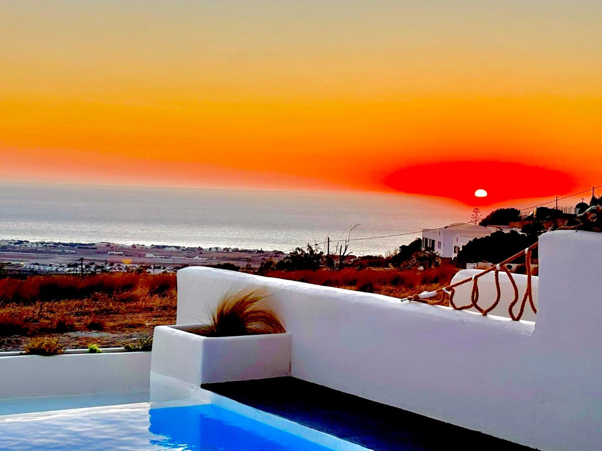 Deluxe Suite with Sea View photo 2