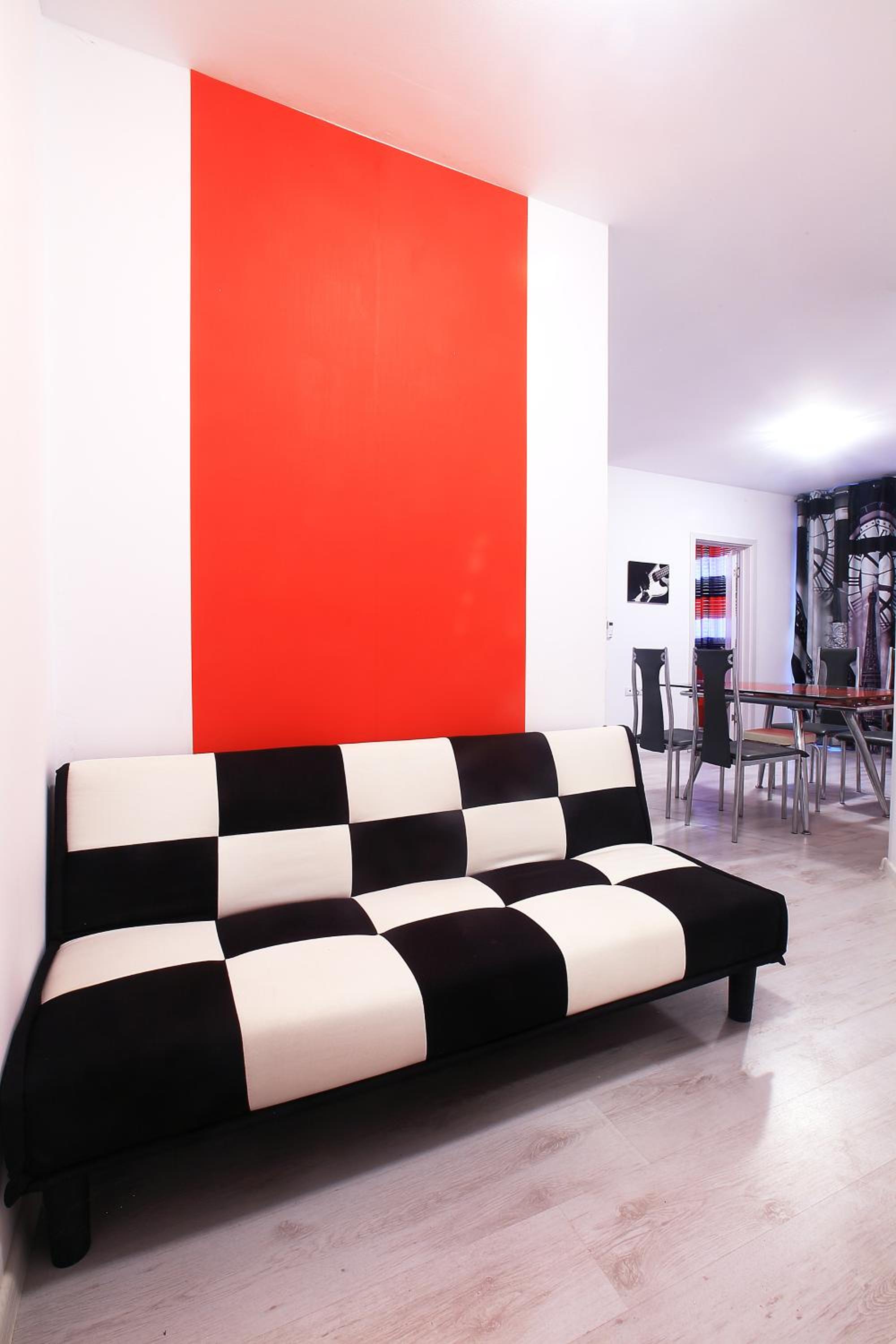 Apartment With Balcony photo 2